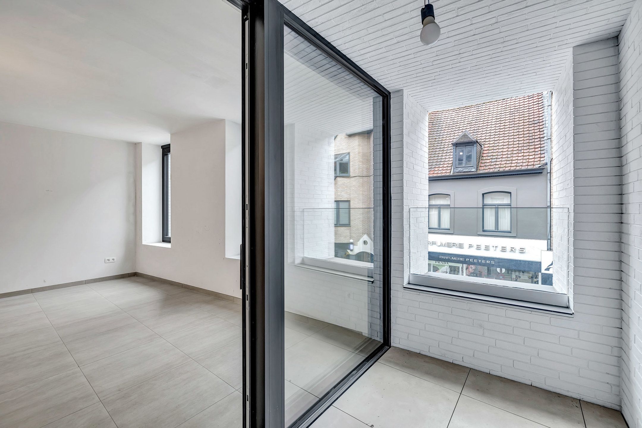 Tweeslaapkamer appartement op de eerste verdieping foto 8