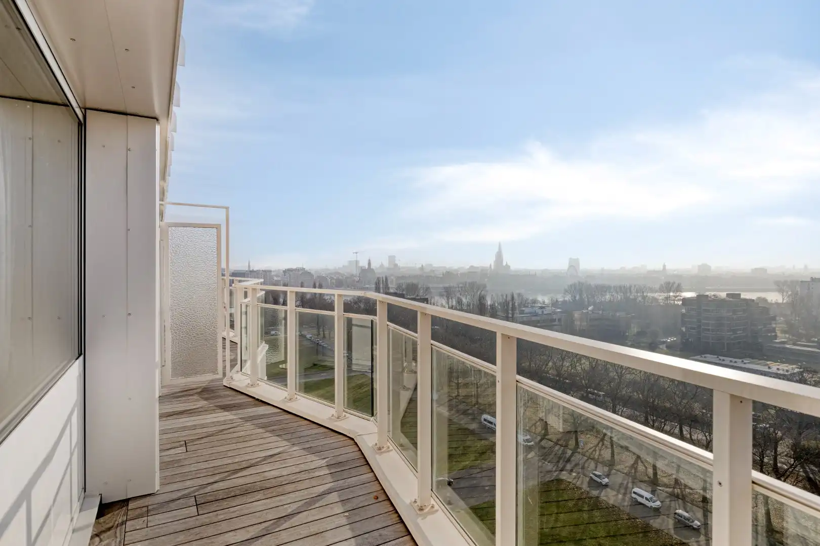 Comfortabel 2 slpk-appartement met autostnplts foto 11