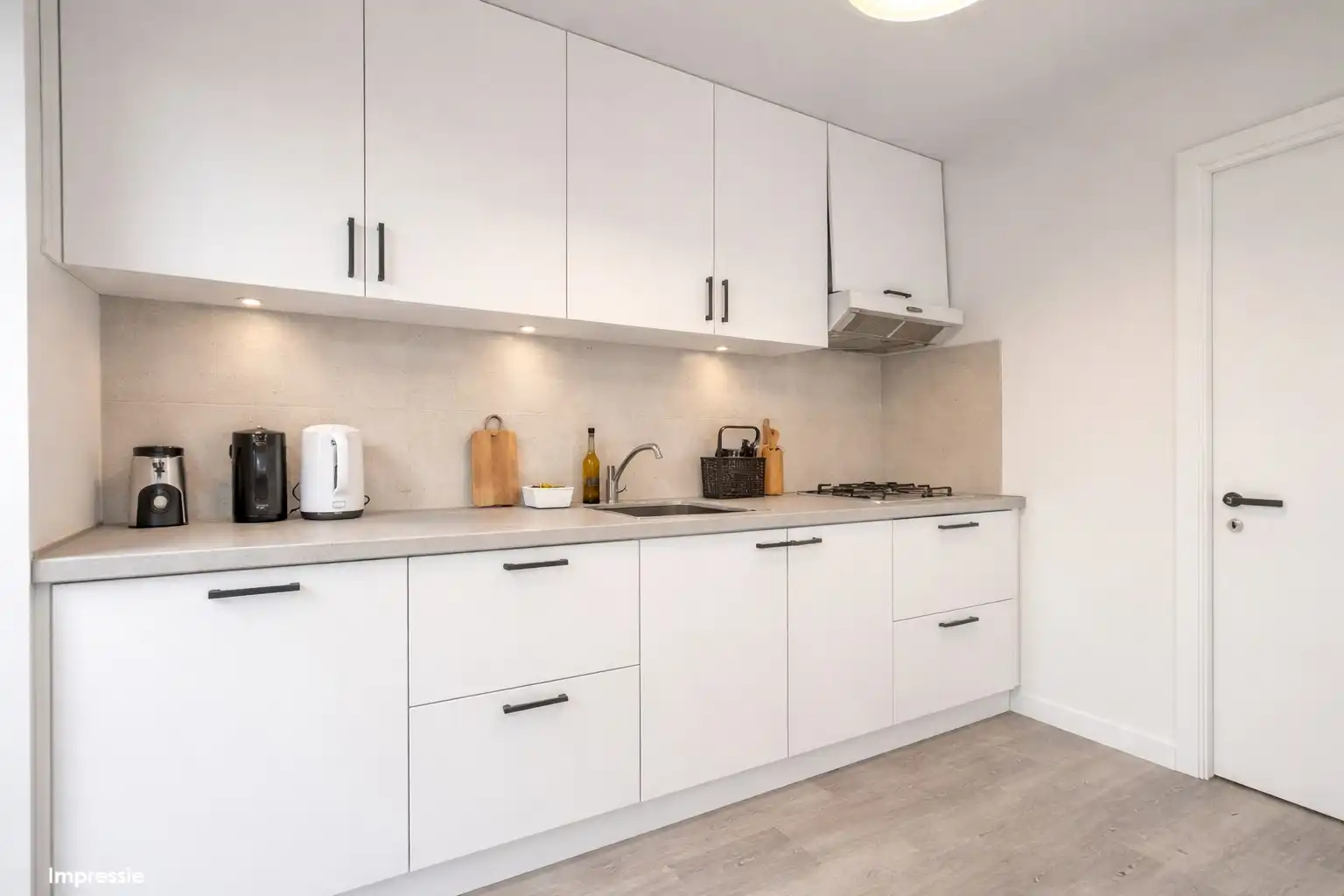 Ideaal gelegen woning nabij winkels en invalswegen foto 5