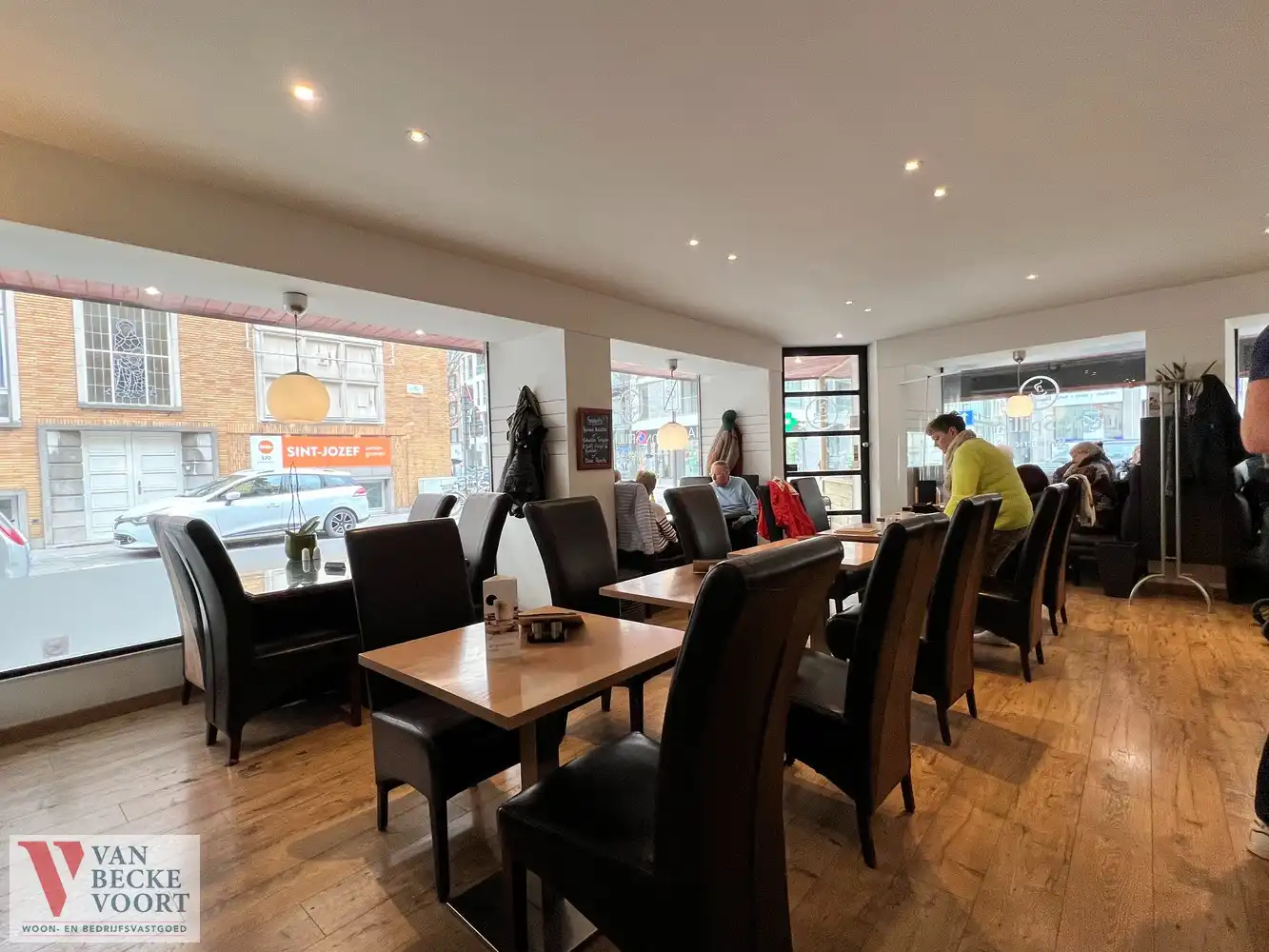 Brasserie "Leon Spilliaert" met nieuw overdekt terras foto 9