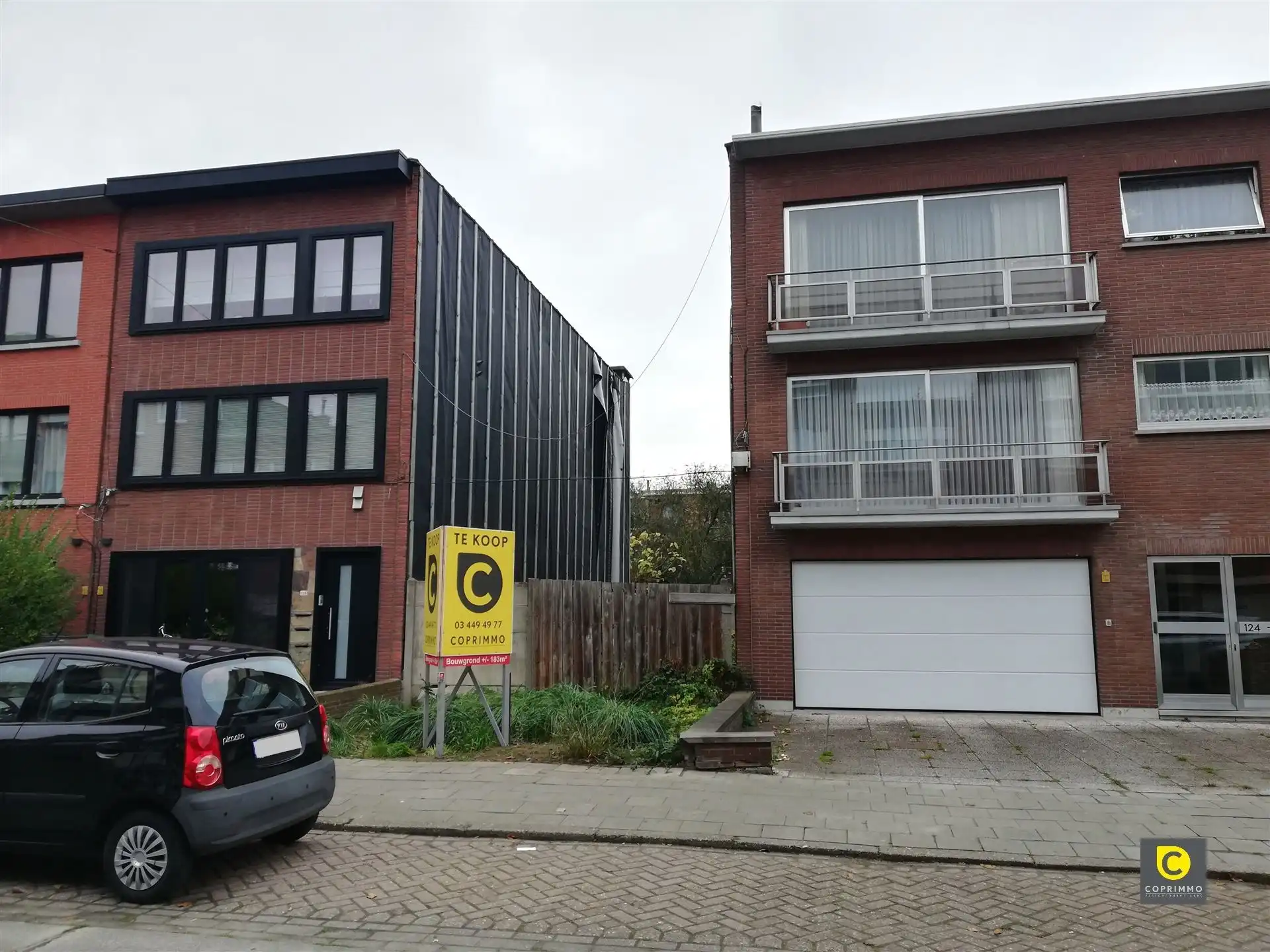 Bouwgrond: 183m² op centrale locatie! foto {{pictureIndex}}