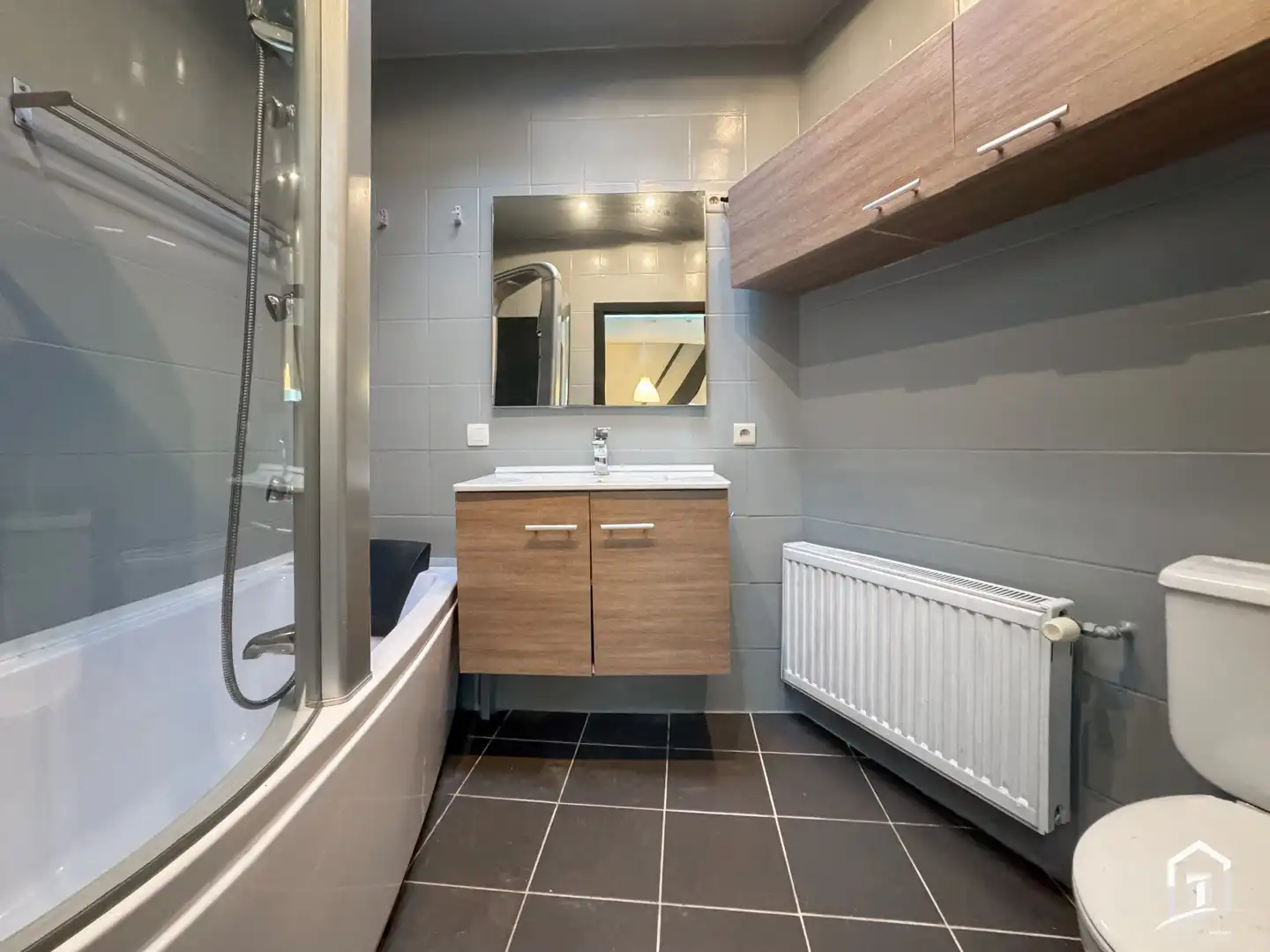 Charmante stadswoning met 2 slaapkamers op een centrale ligging in Aalst. foto 6