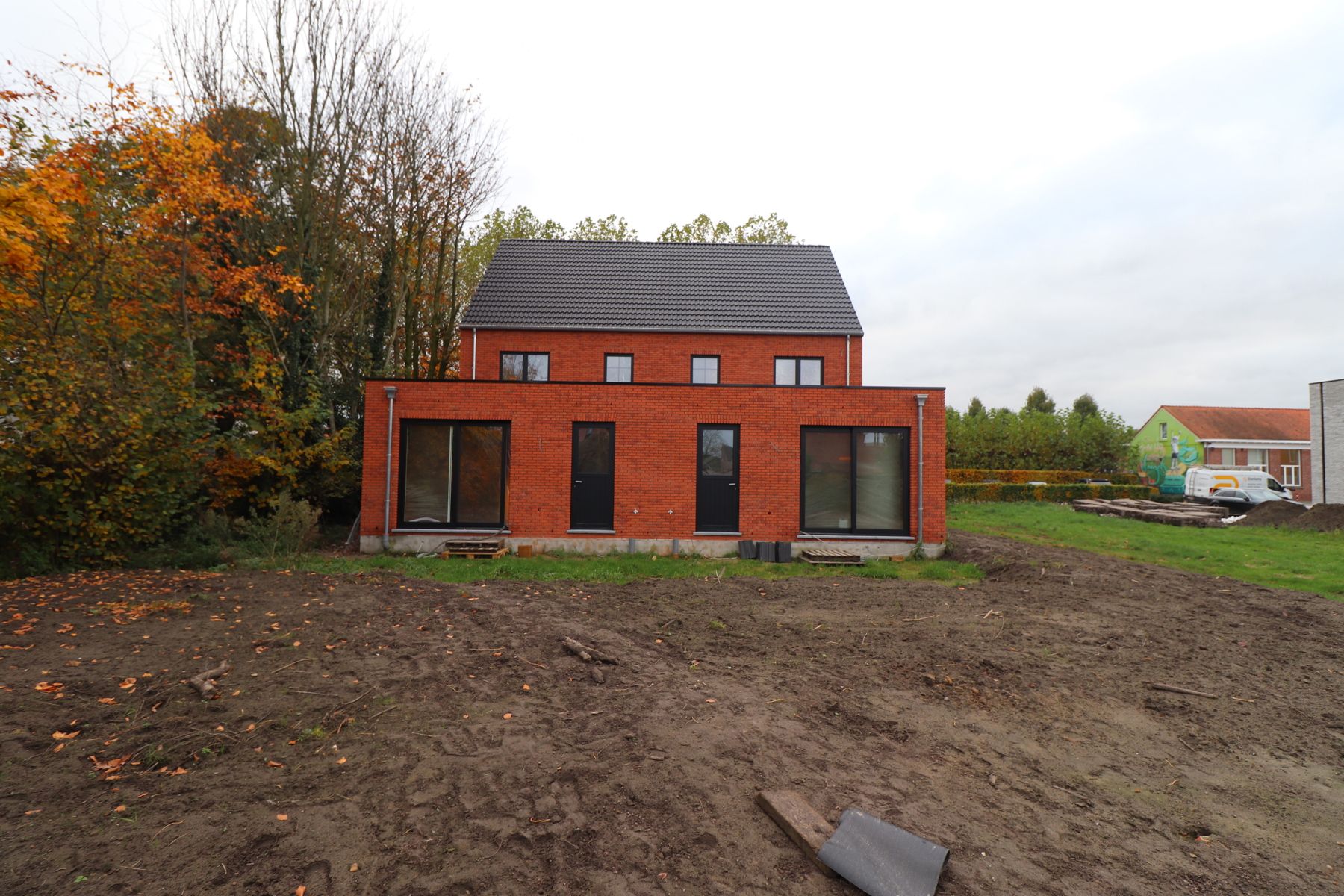 Energiezuinige nieuwbouwwoning met 4 slaapkamers op perceel van ca 365 m² foto 5