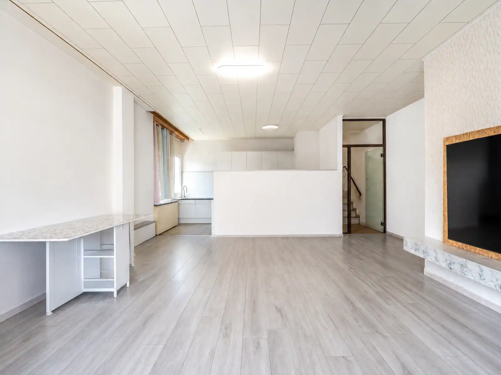 Appartementsgebouw met 2 unit en garage  foto 5