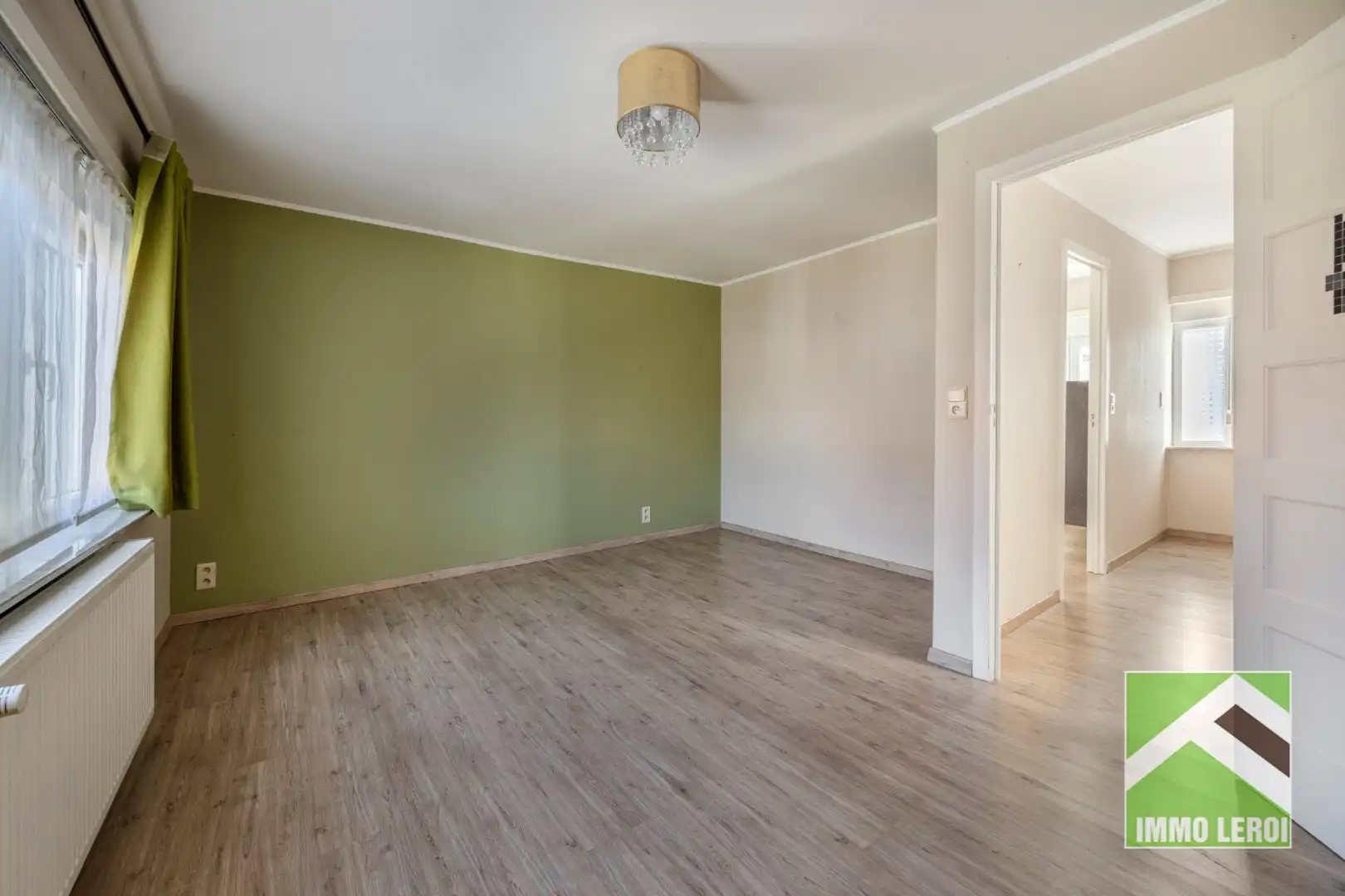 Vernieuwde en gezellig ingerichte woning met garage in stadsrand Tongeren foto 16