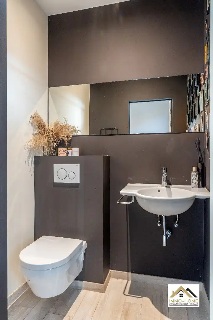 Ruim drie slaapkamers gelijkvloersappartement / bungalow foto 26