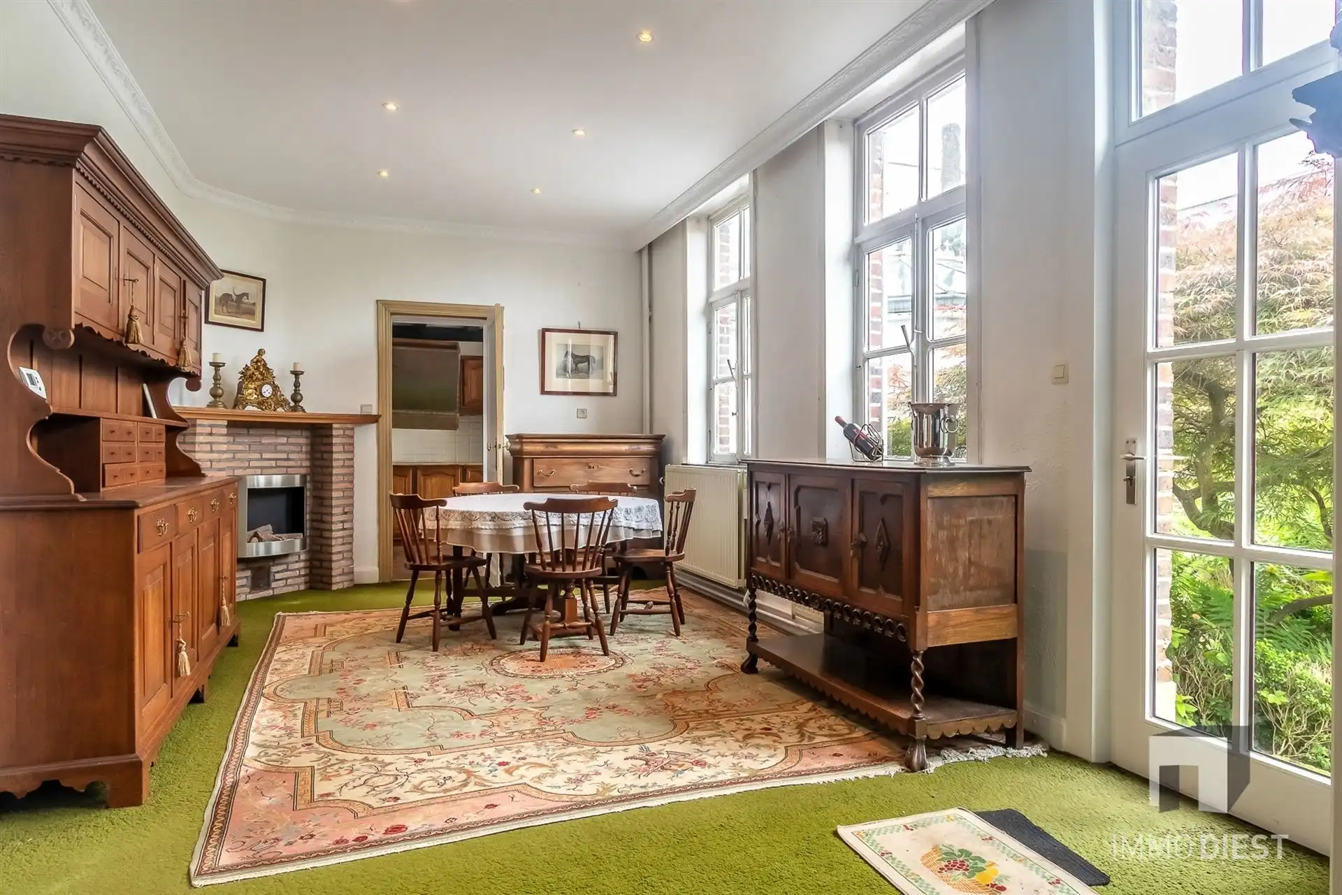 Elegante woning met vele mogelijkheden, gezellige tuin en dubbele garage foto 20