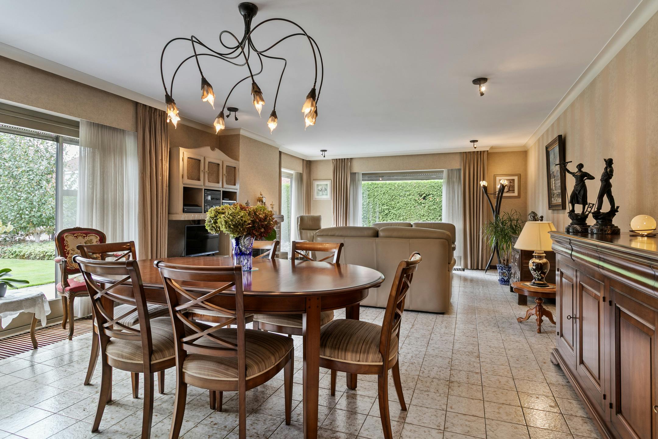 Gelijkvloers huis op ca. 1.417m² te koop in Sint-Baafs-Vijve foto 7