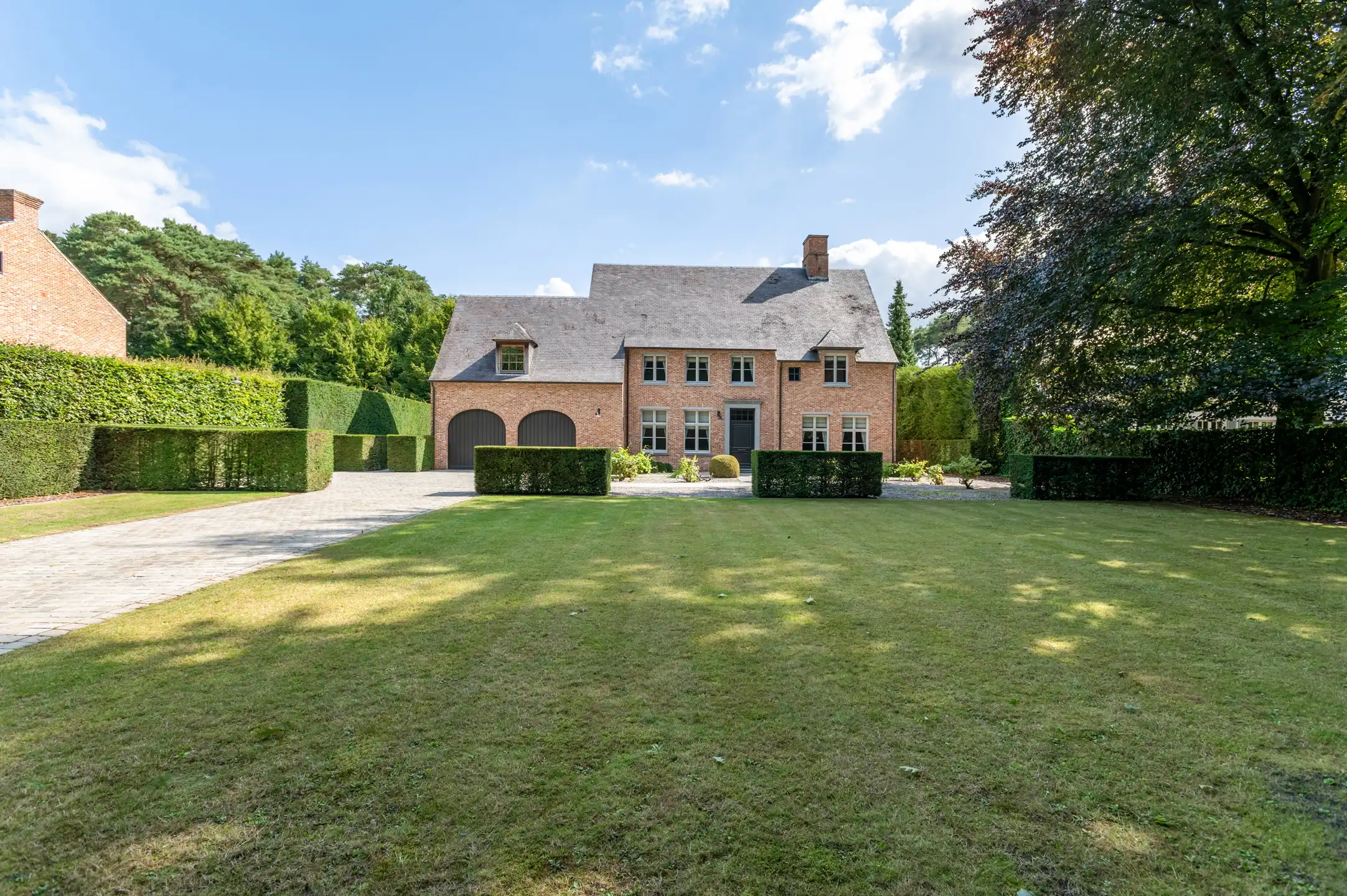 Exclusieve villa met lift, bijgebouw en EPC A  foto {{pictureIndex}}