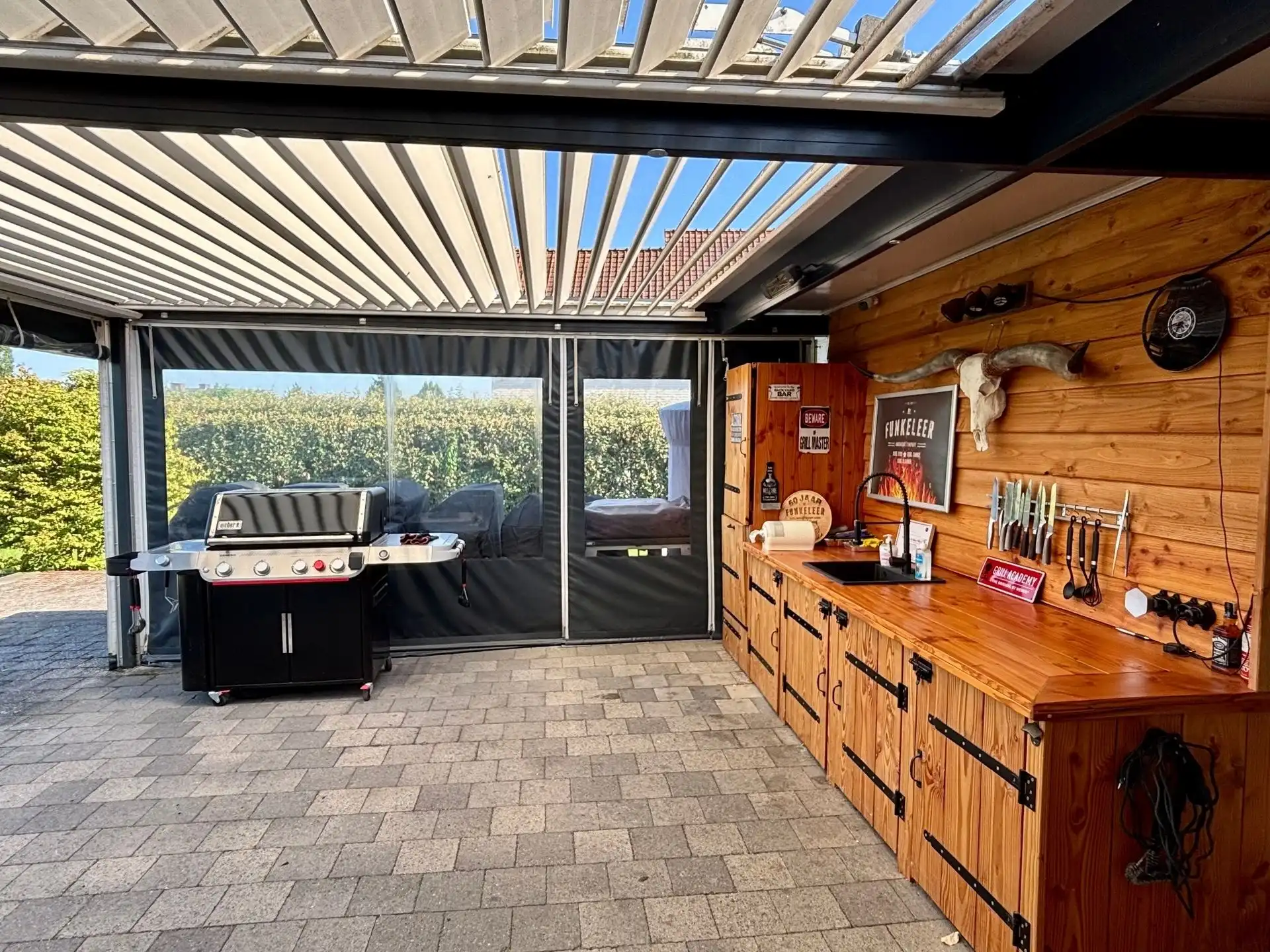 Vrijstaande gelijkvloerse woning op een perceel van 18a30ca. foto 23