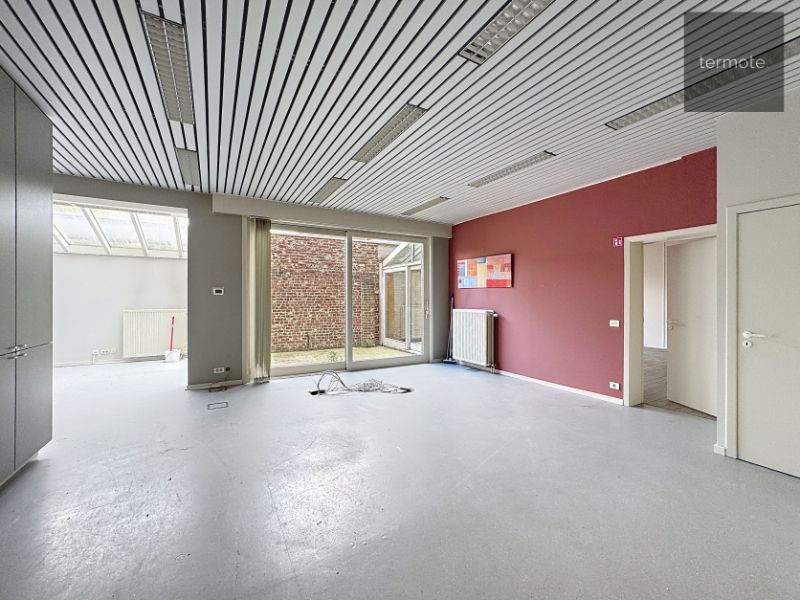 kantoor-/praktijkruimte foto 9