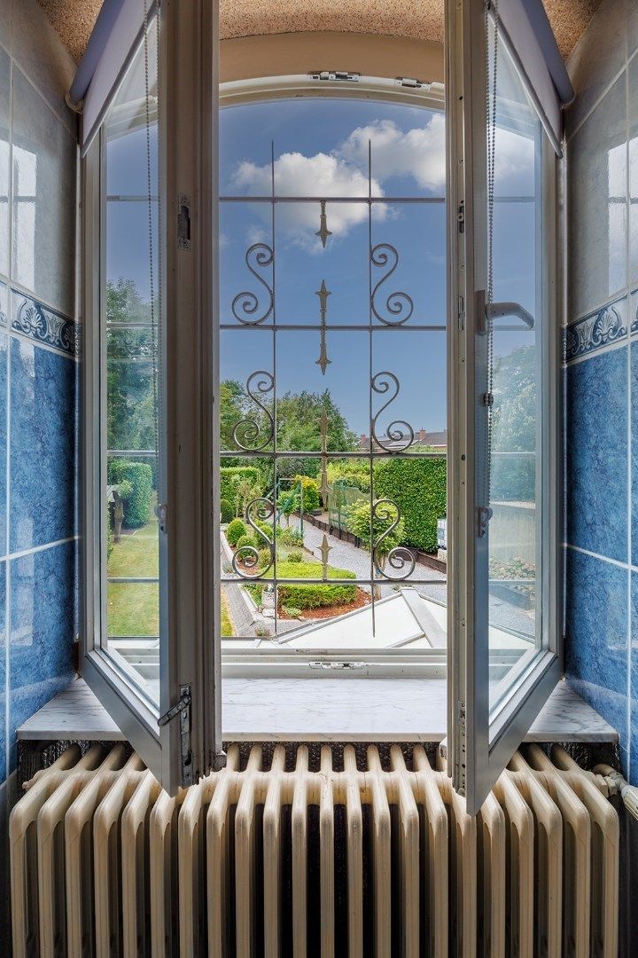 Woning met parktuin, aan het kanaal met opslagplaats van ca. 60m² foto 21