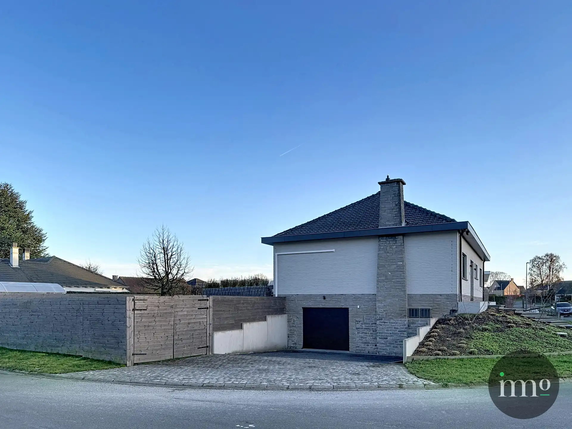 Mooi gerenoveerde woning op topligging in Lennik! foto 5