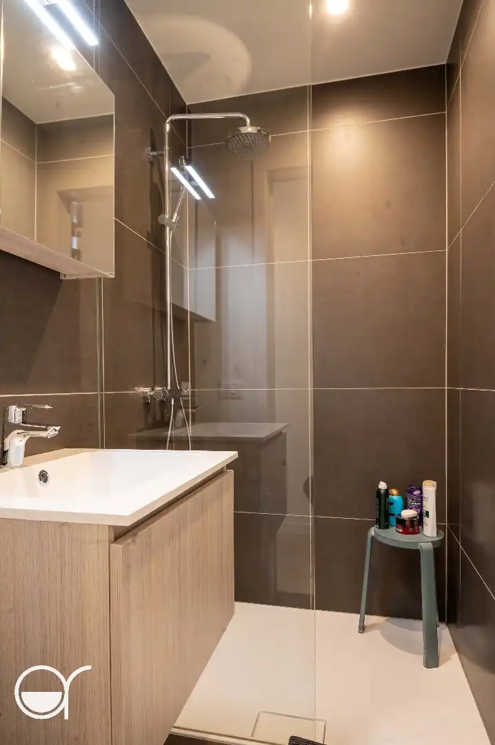 Luxe drieslaapkamerappartement aan de Ham foto 12