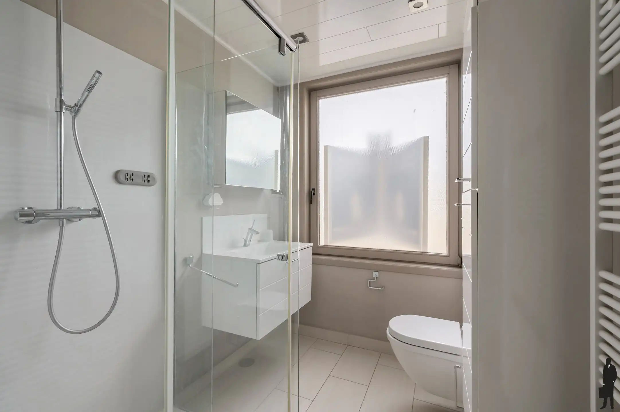 Instapklare woning met ruim terras in groene buurt nabij centrum Antwerpen foto 11