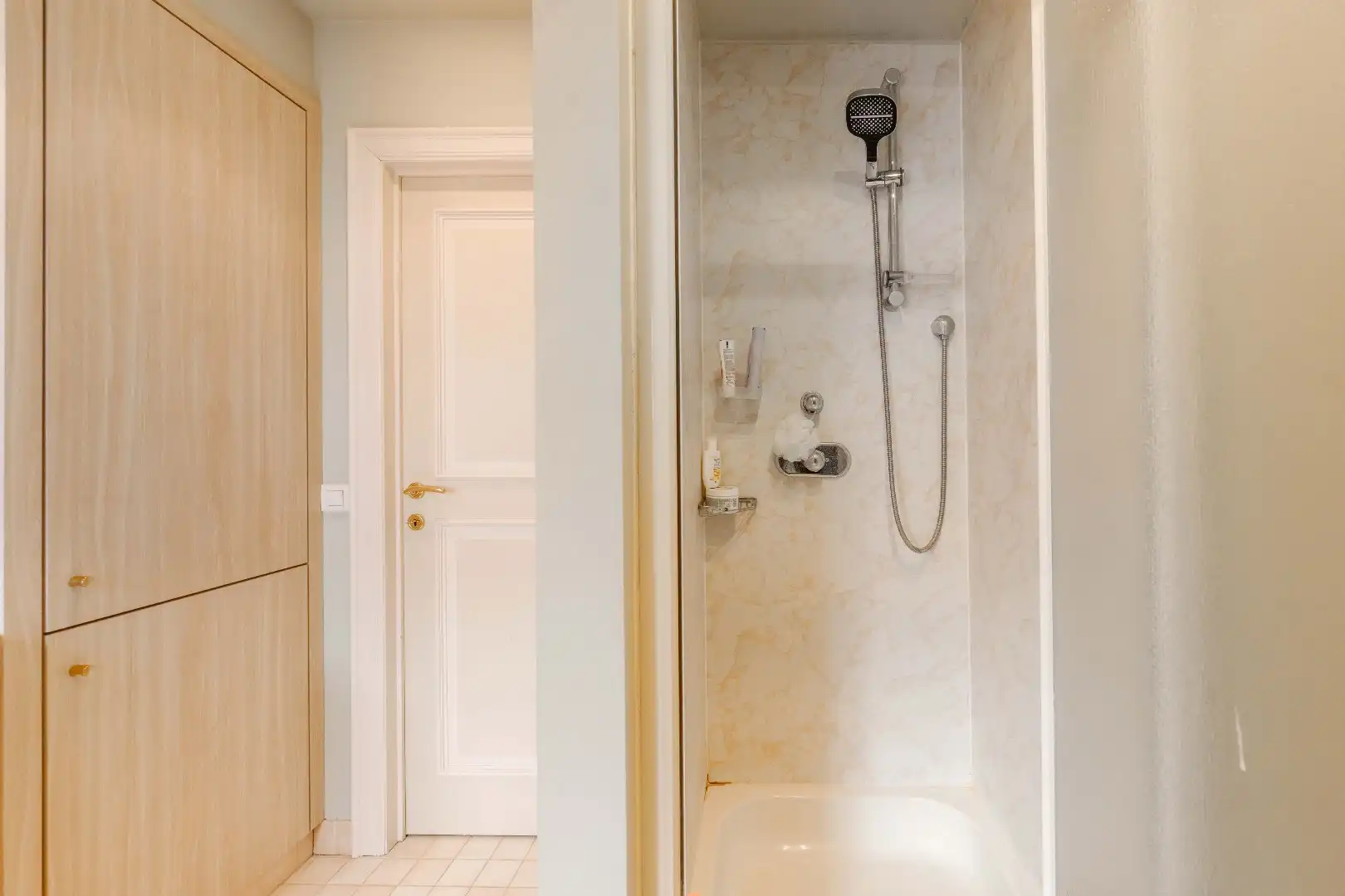 PRACHTIGE HERENWONING MET HEDENDAAGS MODERN COMFORT  foto 16