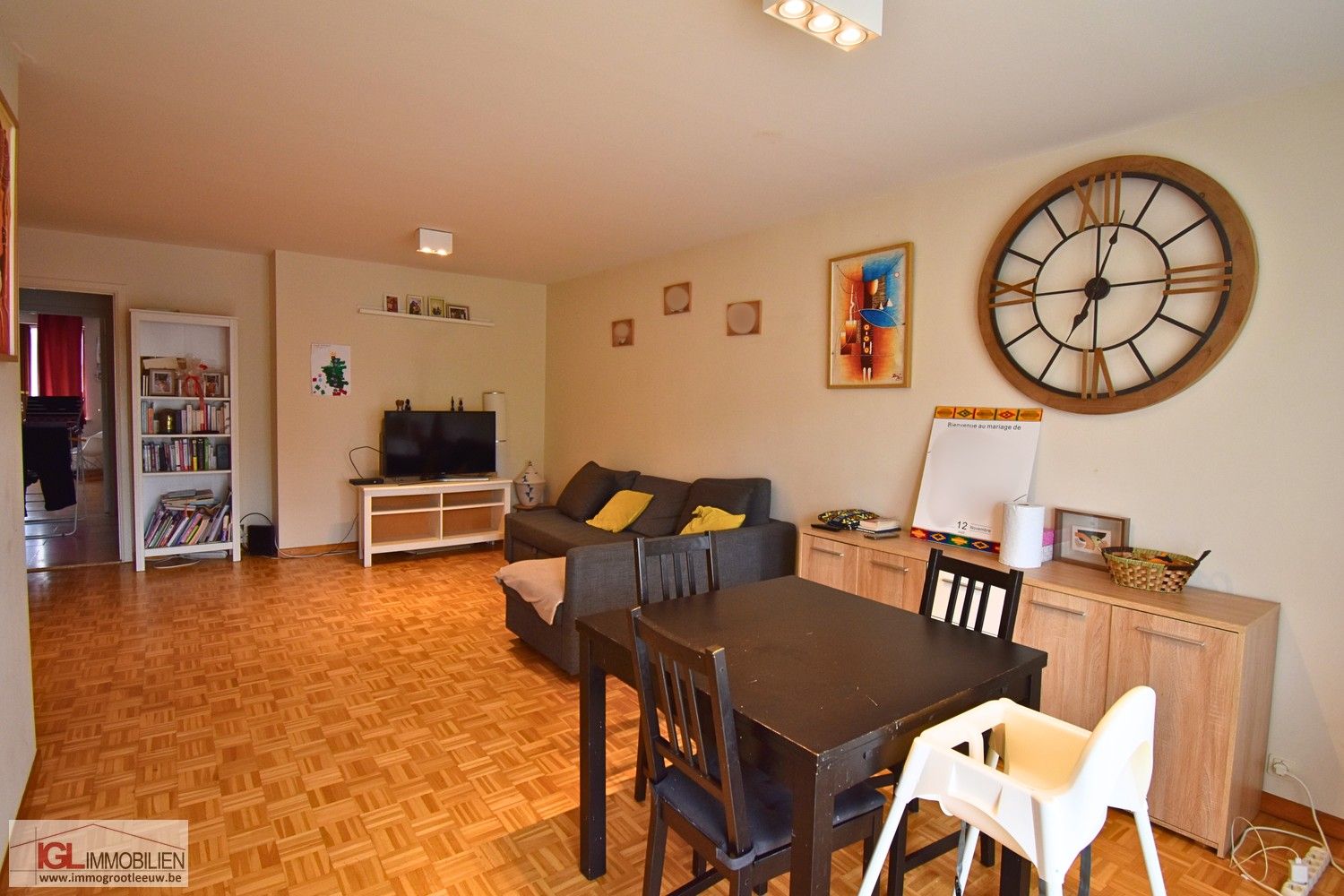 Appartement met 2 slaapkamers, staanplaats en kelder foto 4