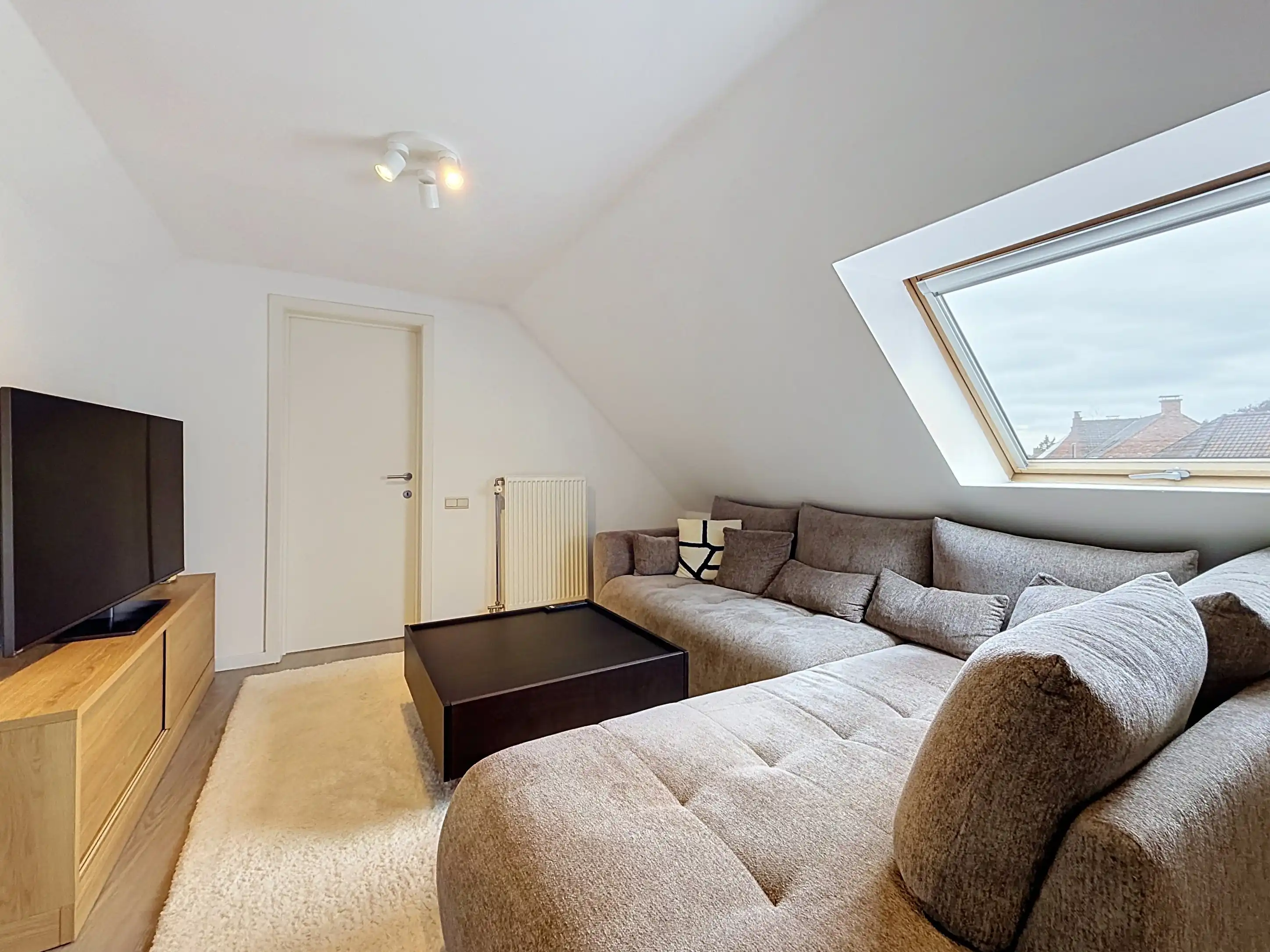 Stijlvol appartement te koop in Marke met 2 slaapkamers, moderne keuken en een comfortabele indeling! foto 2