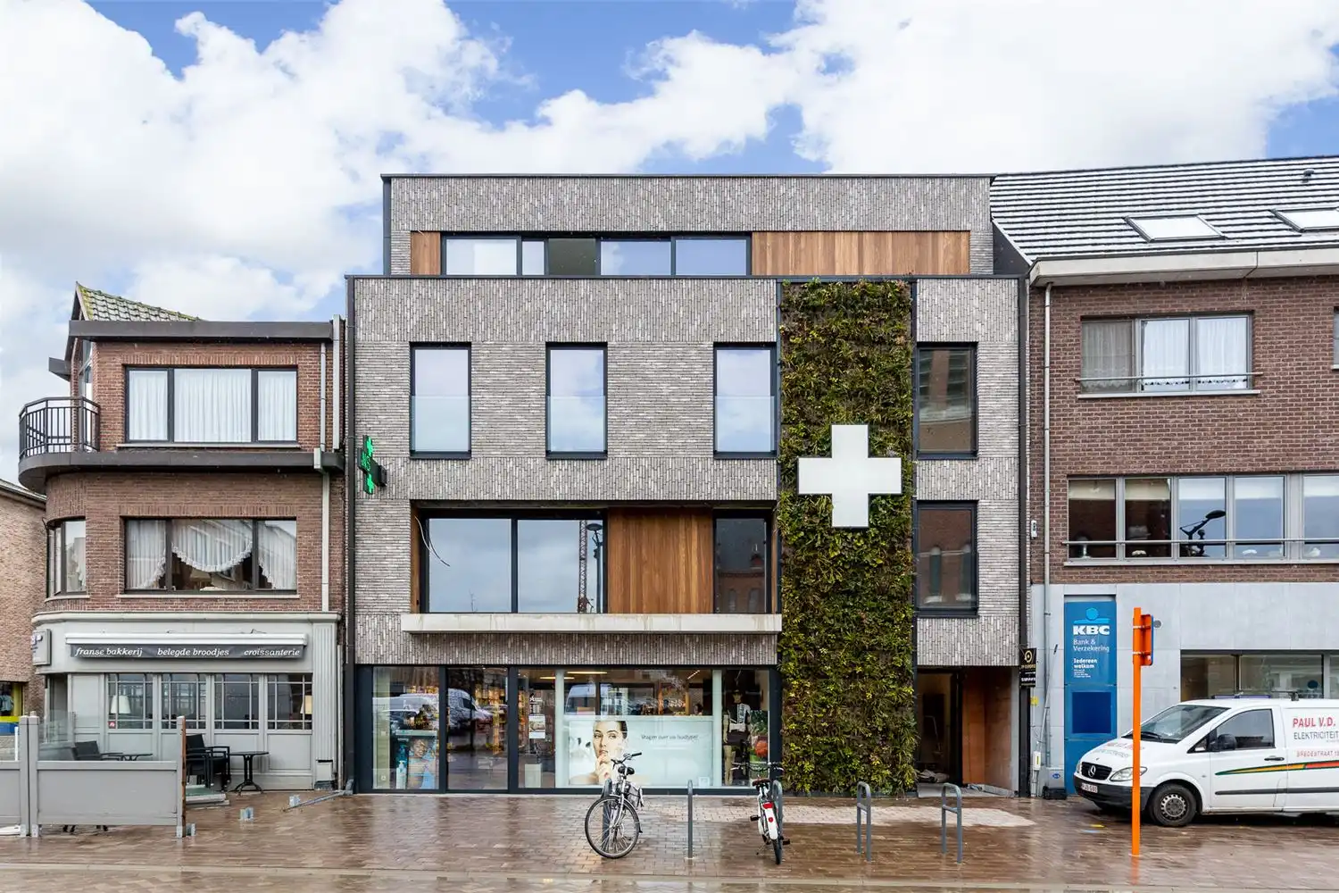 Recent appartement met 2 slpkrs en terras in hartje Putte foto 2