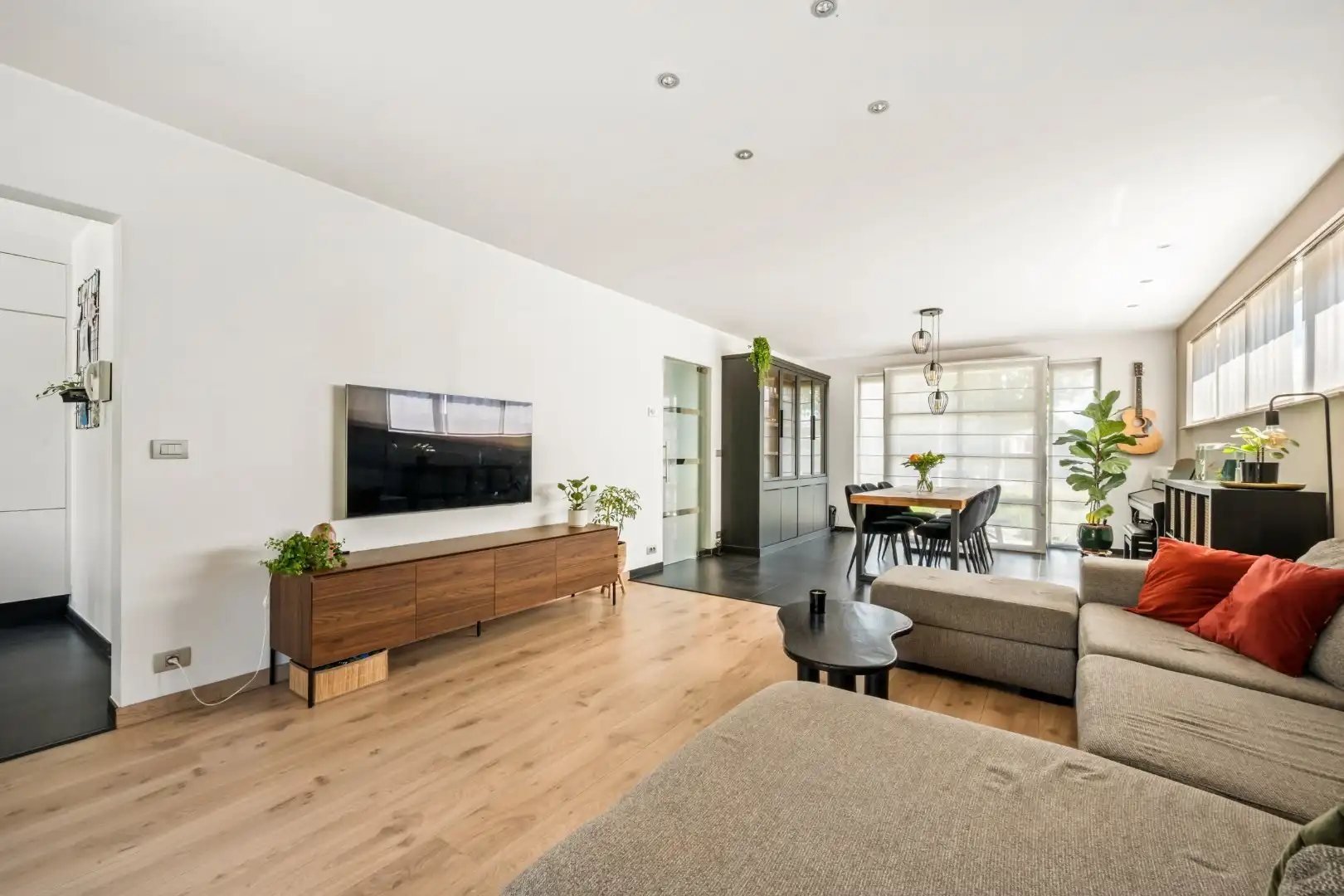 Halfopen woning met 3 slaapkamers, garage en tuin in Ardooie foto 7