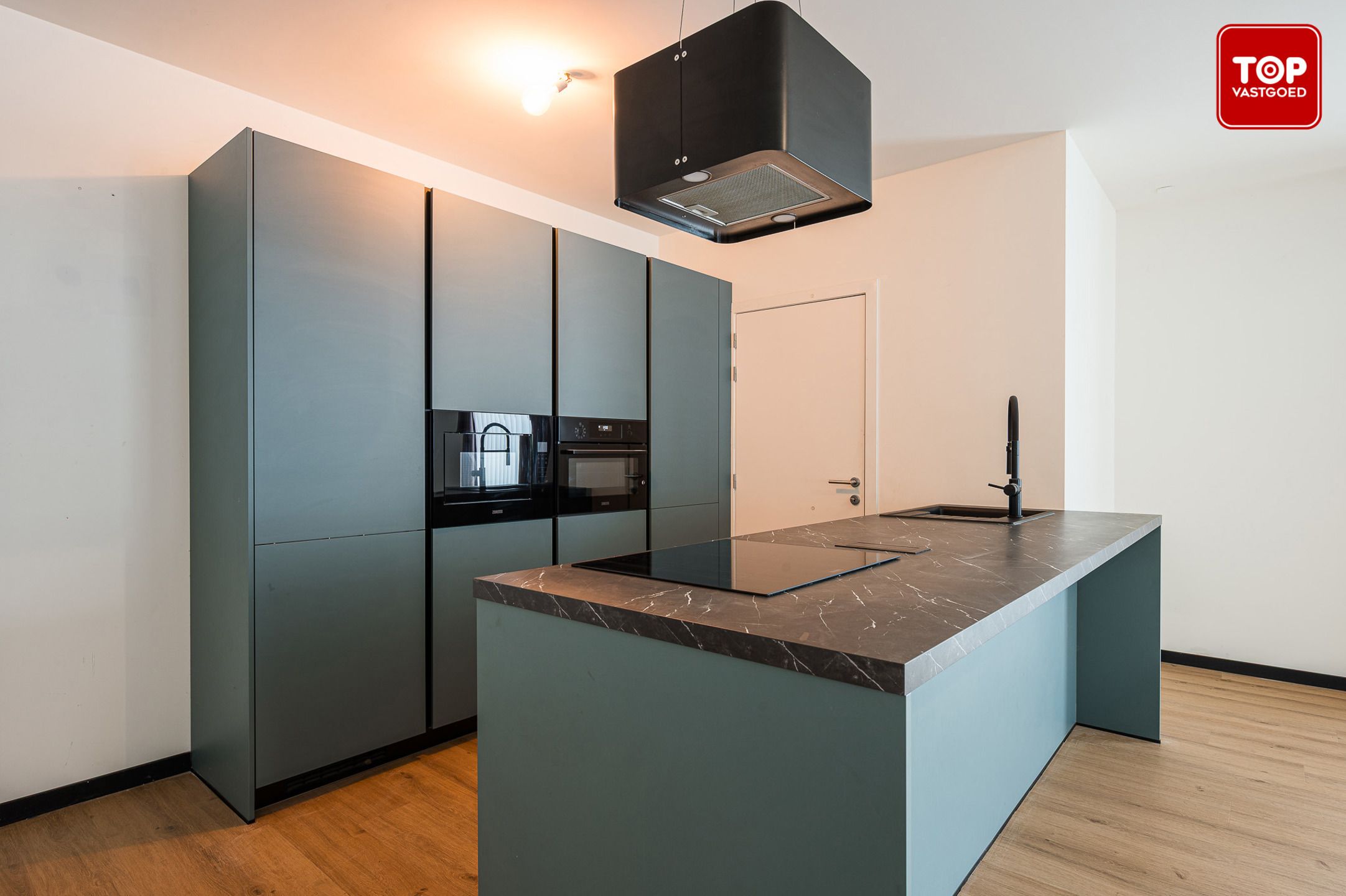 Prachtige energie neutrale half open woning in rustige wijk foto 27