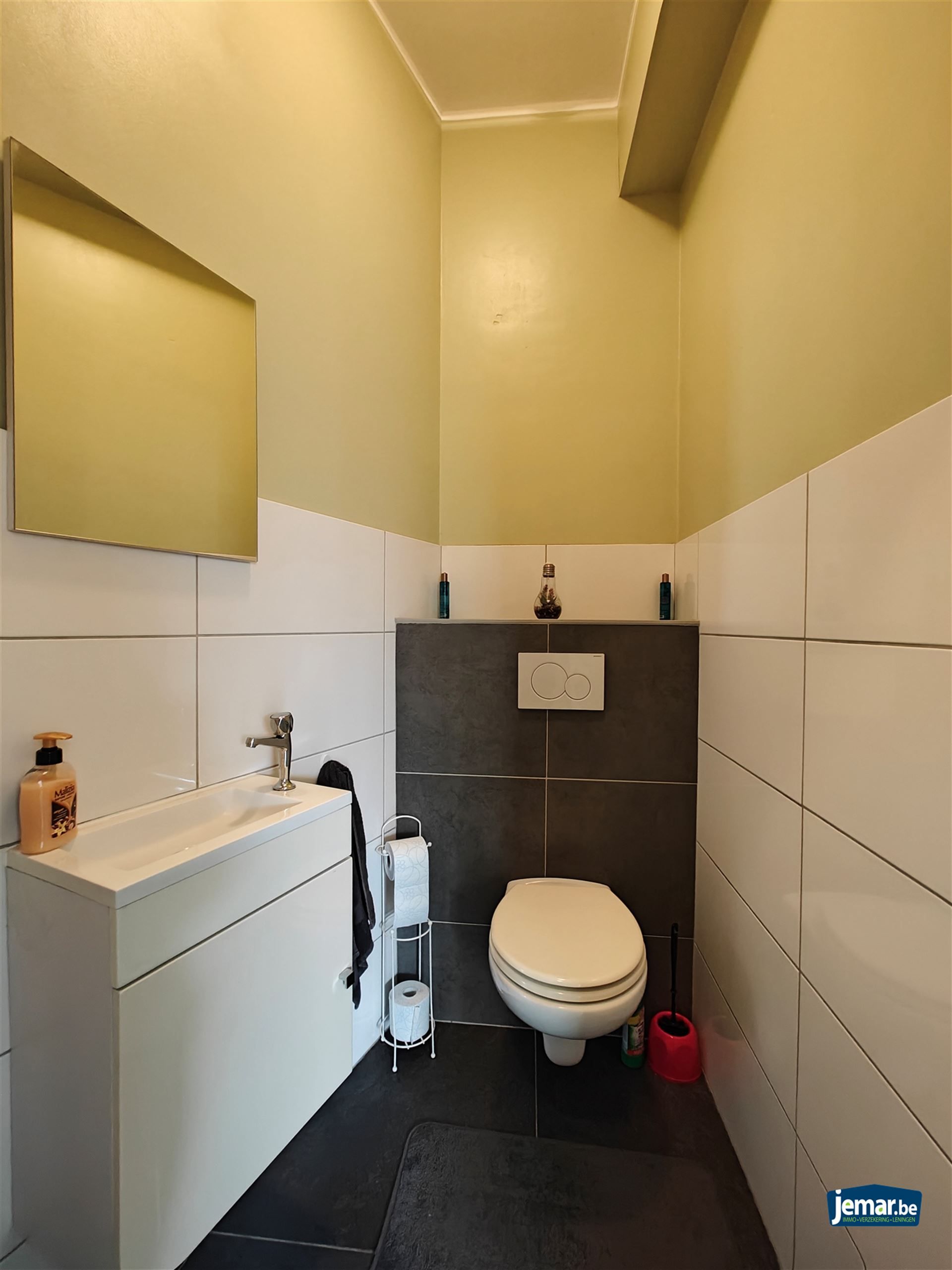 Handelspand verhuurd als gelijkvloers appartement met 3 slaapkamers  foto 11