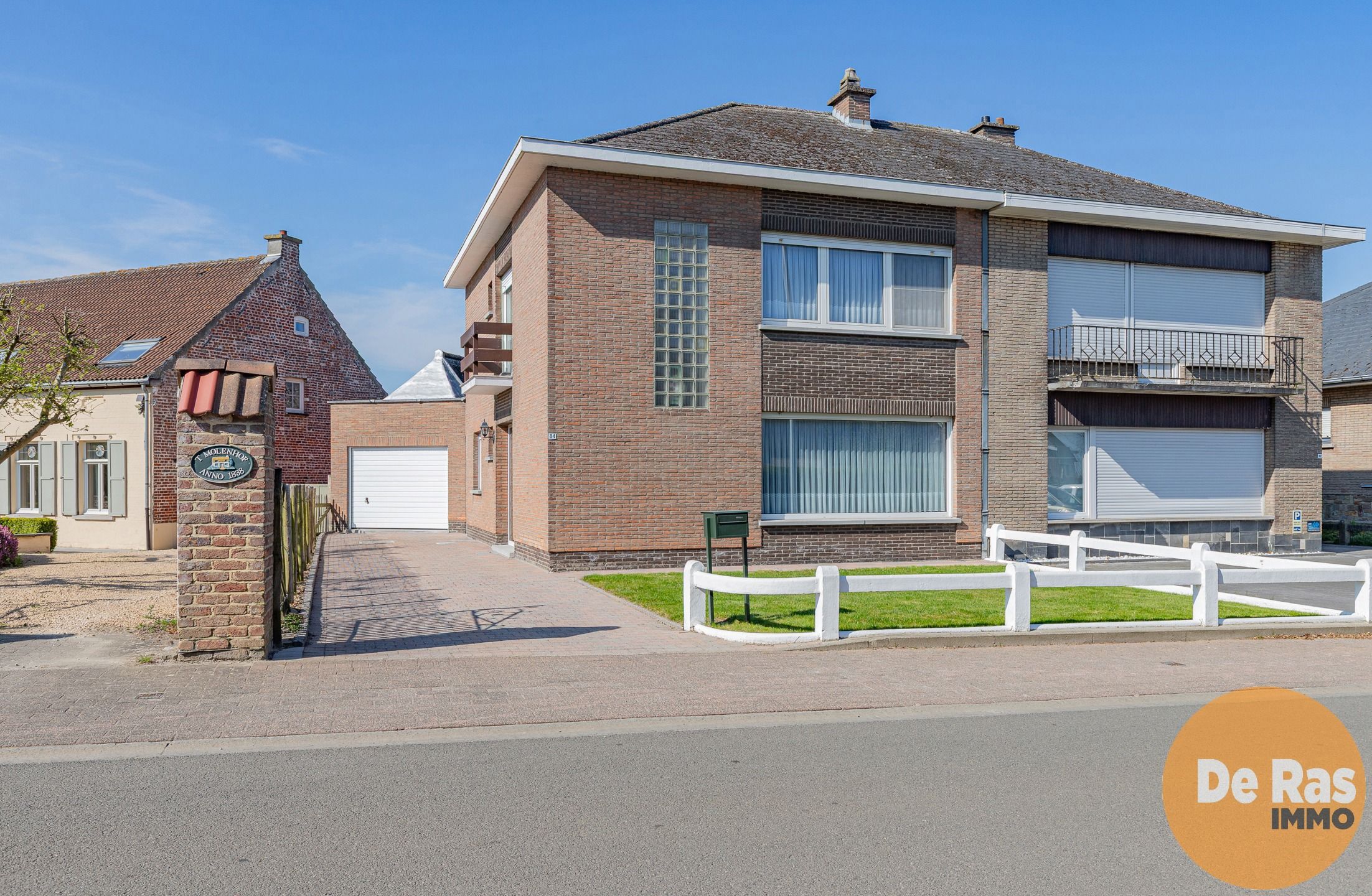 Hoofdfoto van de publicatie: MERE - Verzorgde woning met tuin, garage en 2 slaapkamers