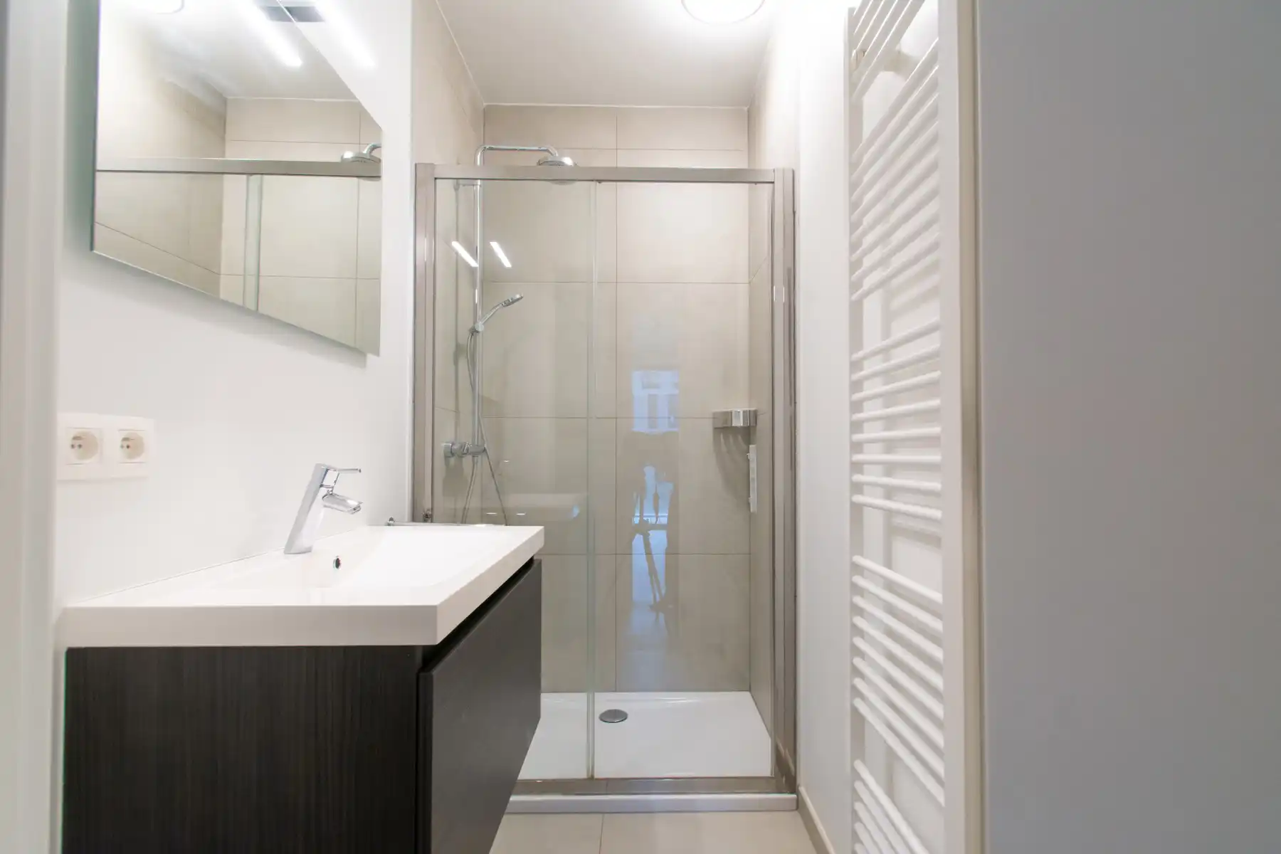 Twee-slaapkamerappartement met riant terras foto 9