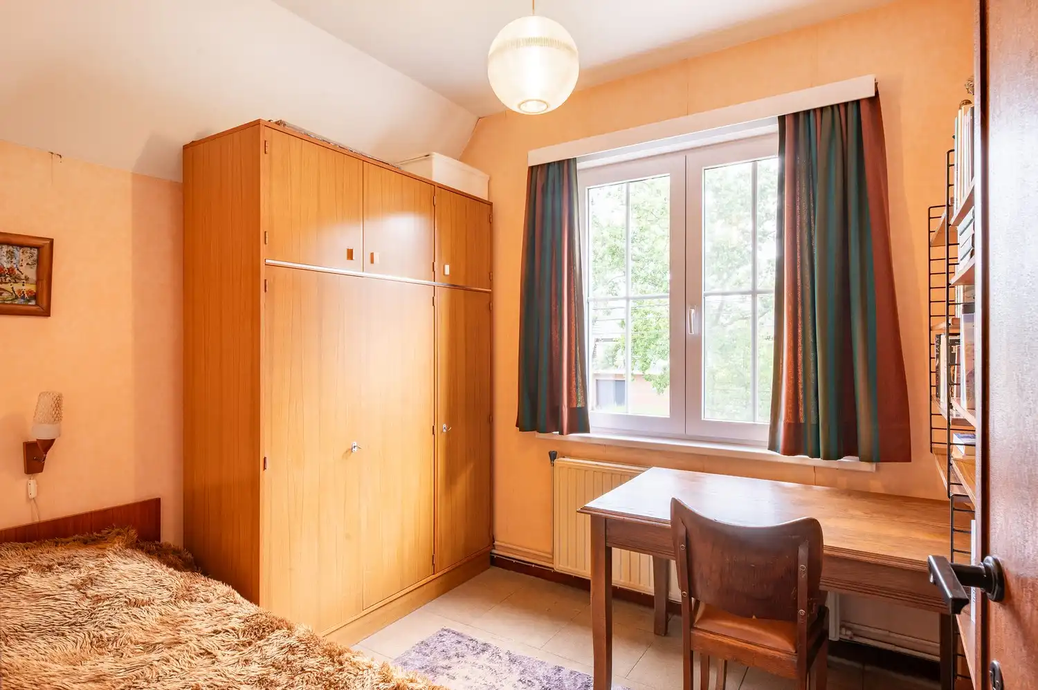 KARAKTERVOLLE WONING MET 5 SLAAPKAMERS OP 9,6 ARE OP UITSTEKENDE LOCATIE foto 15