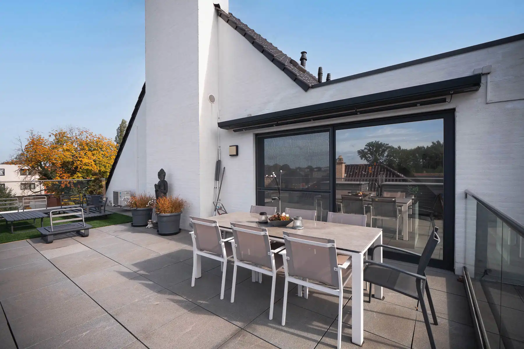 Prachtige penthouse met riant terras foto 34