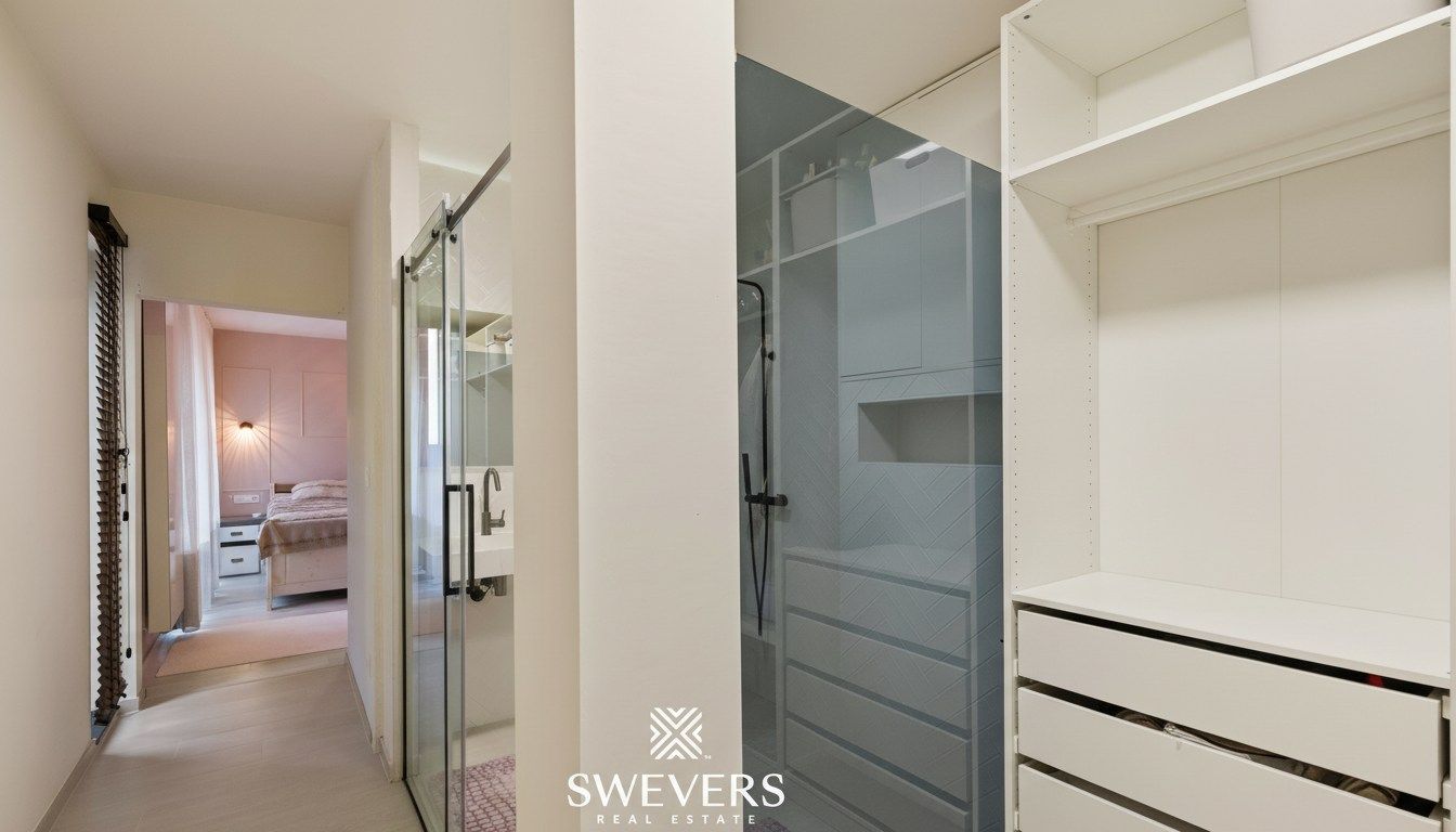 Instapklare, energiezuinige gezinswoning van 224m² te Beringen foto 15