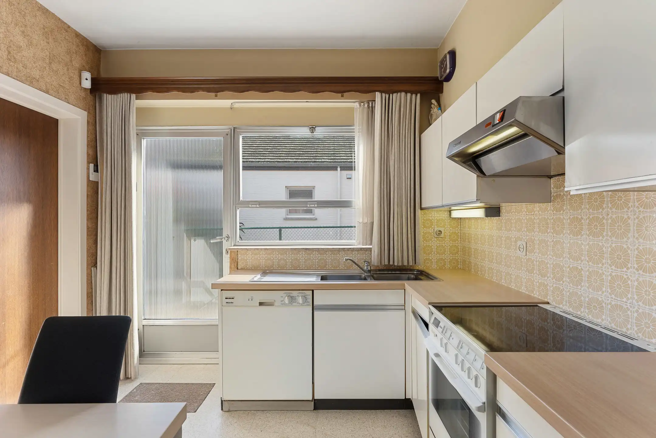 Charmante woning in het hart van Riemst foto 7