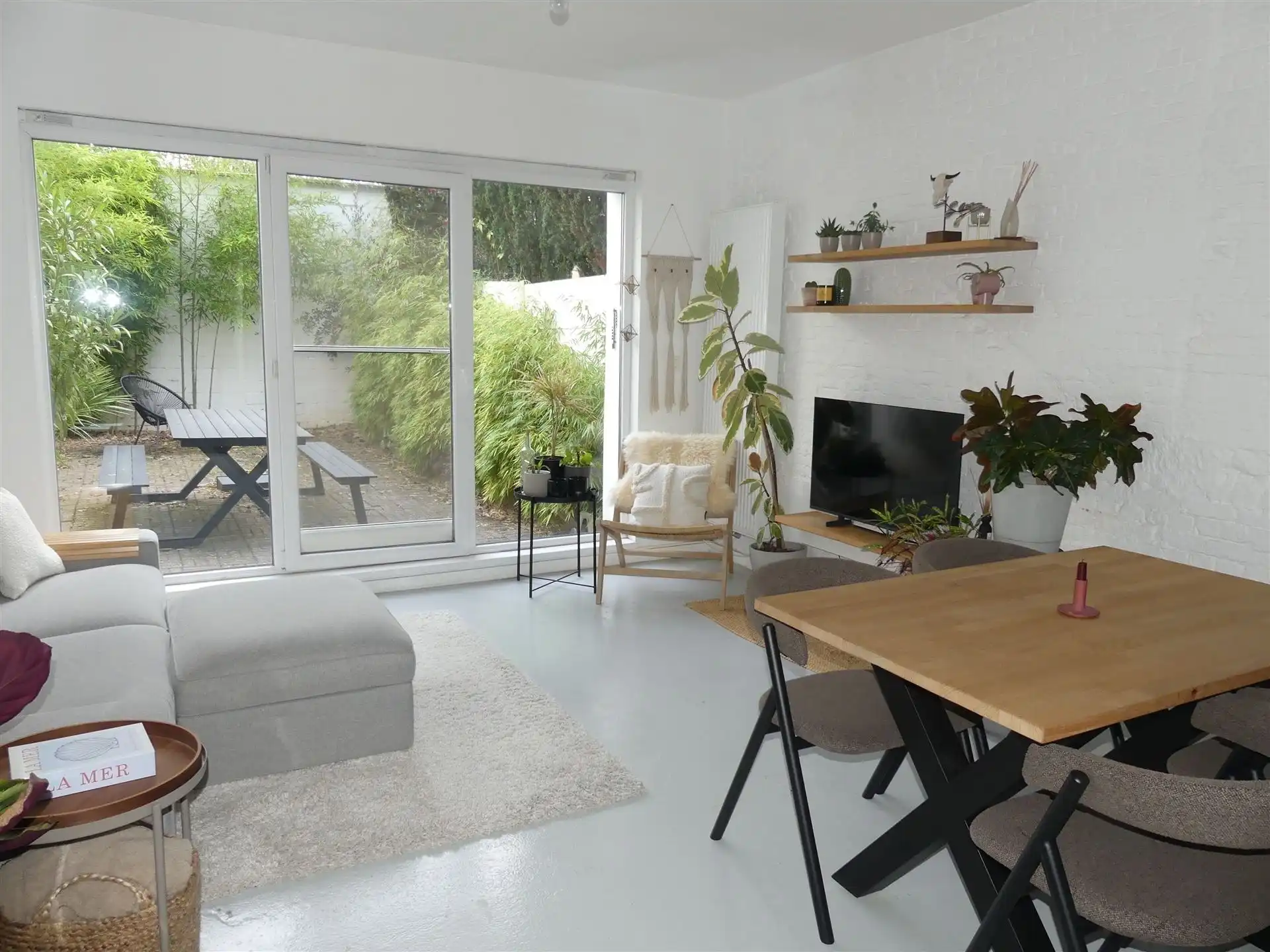 Stijlvol ingericht appartement in Wilrijk! foto {{pictureIndex}}