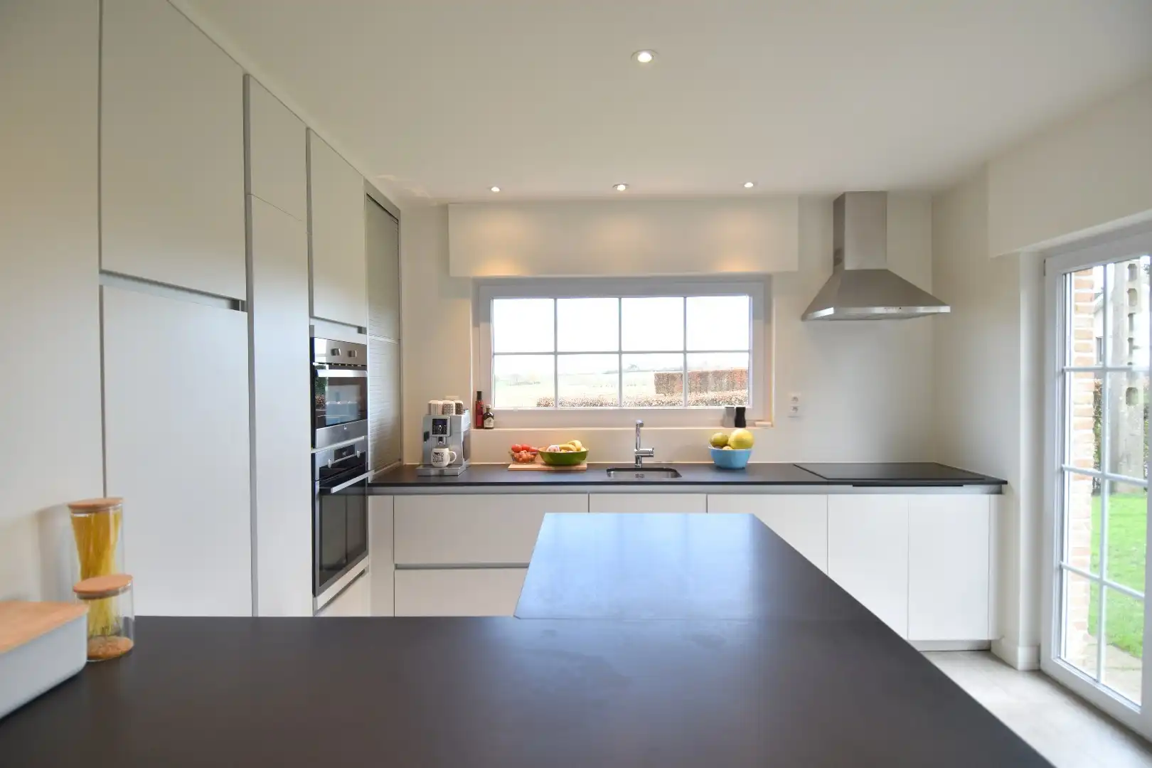 Landelijk gelegen vrijstaande woning met open zicht, verhuur voor korte termijn foto 6