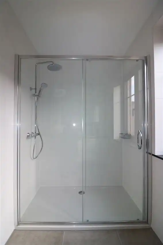 Unieke duplex met twee slpk, terras, autostaanplaats foto 14