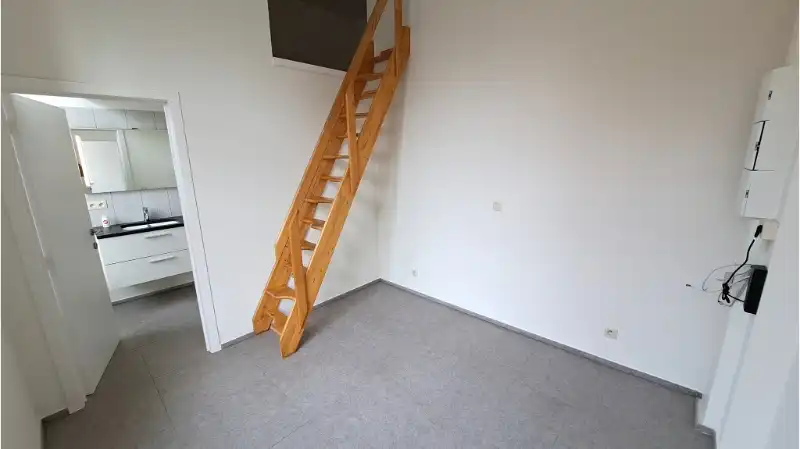 Instapklaar 1-slaapkamerappartement te huur in het centrum van Brugge foto 6