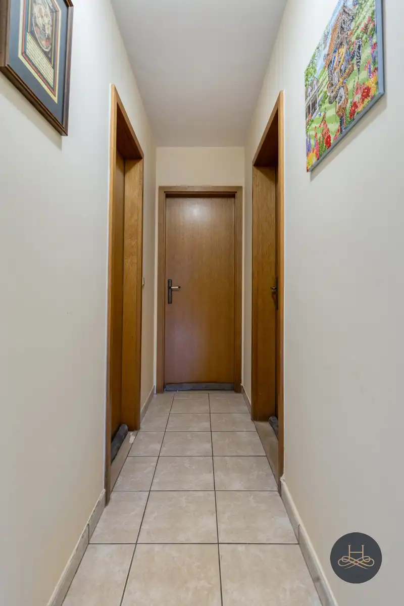 Ruime, open woning op prachtig perceel in rustige straat foto 18