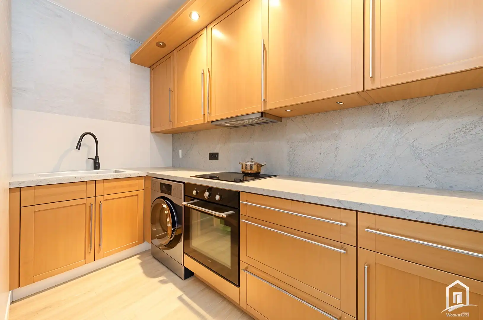 Gerenoveerd en instapklaar 1-slaapkamerappartement  in hartje Aalst foto 6