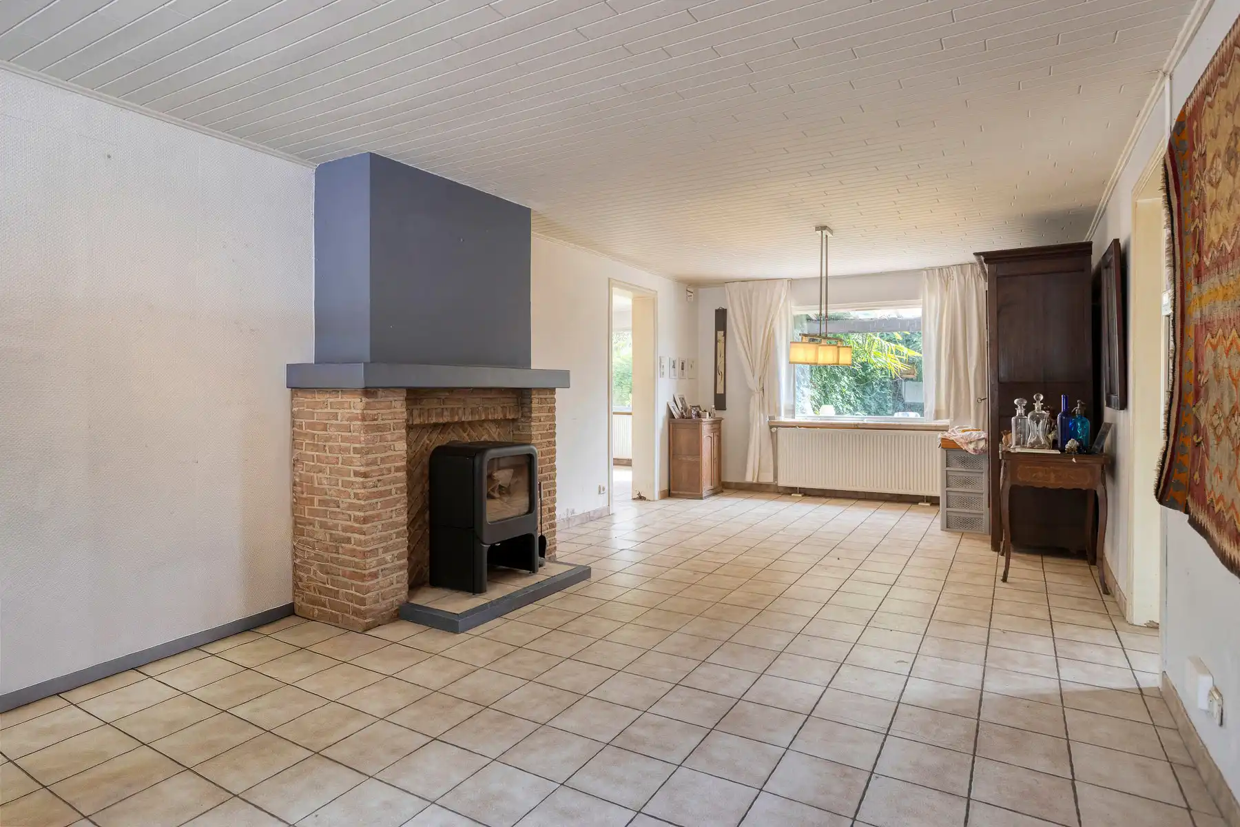 Landelijke laagbouw woning met mooie tuin foto 7