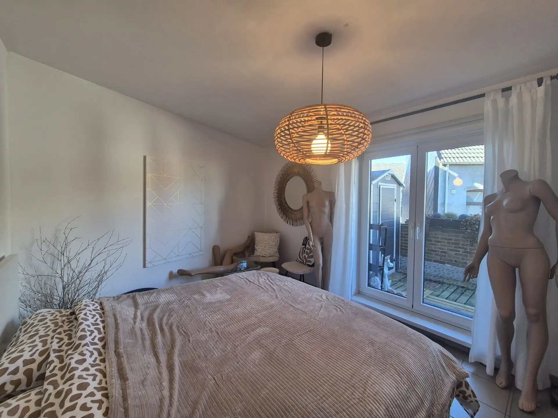 Zeer centraal gelegen appartement met terras. foto 15