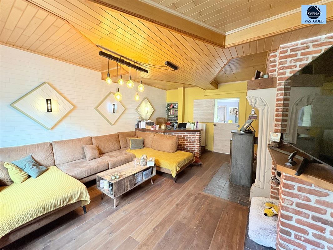 RUIME KARAKTERWONING MET GROENE OASE IN ZARLARDINGE foto 2