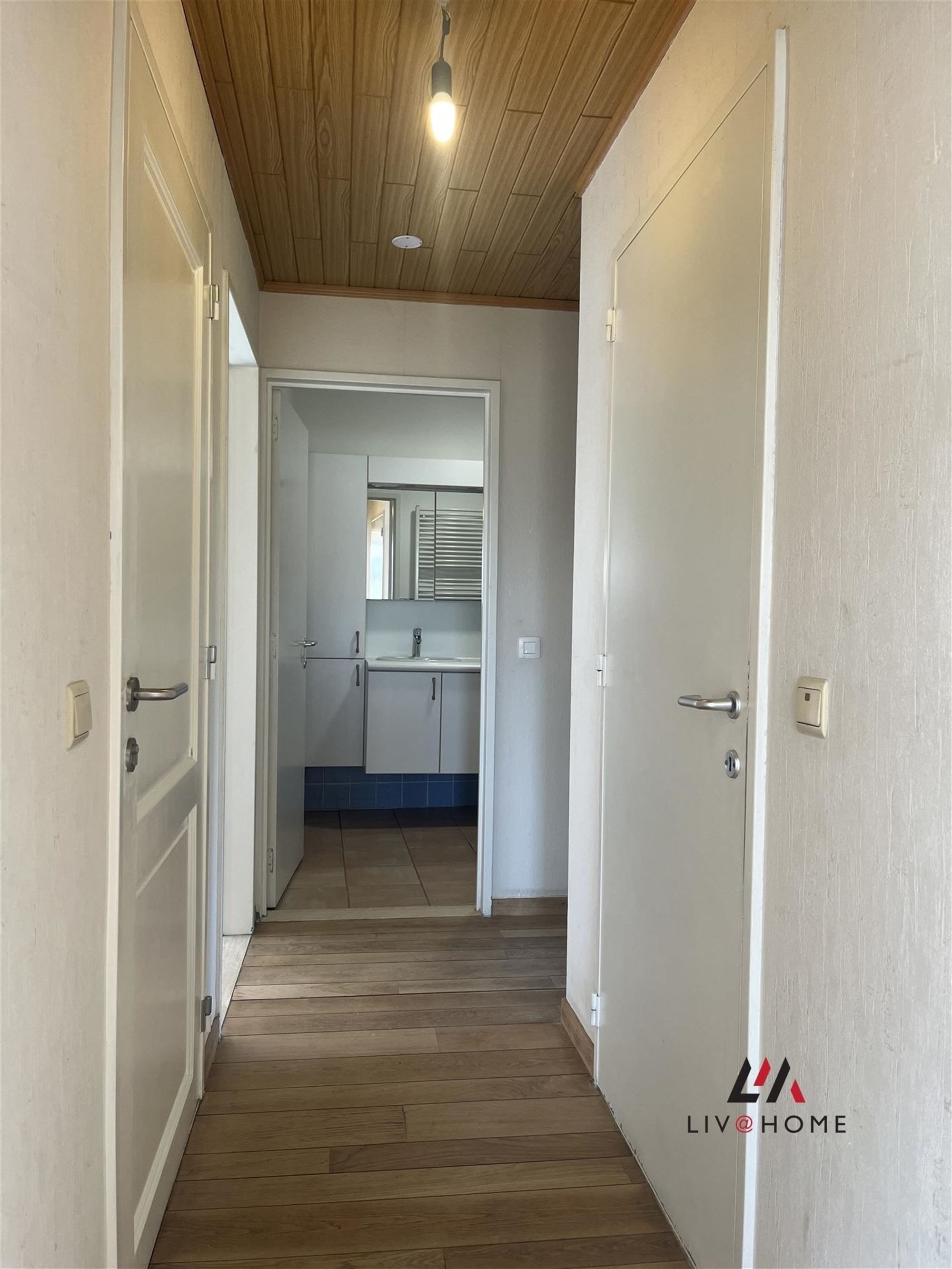 Appartement met twee slaapkamers, terras en genot van een autostaanplaats in het dorp van het charmante O.-L.-Vr.-Waver foto 8