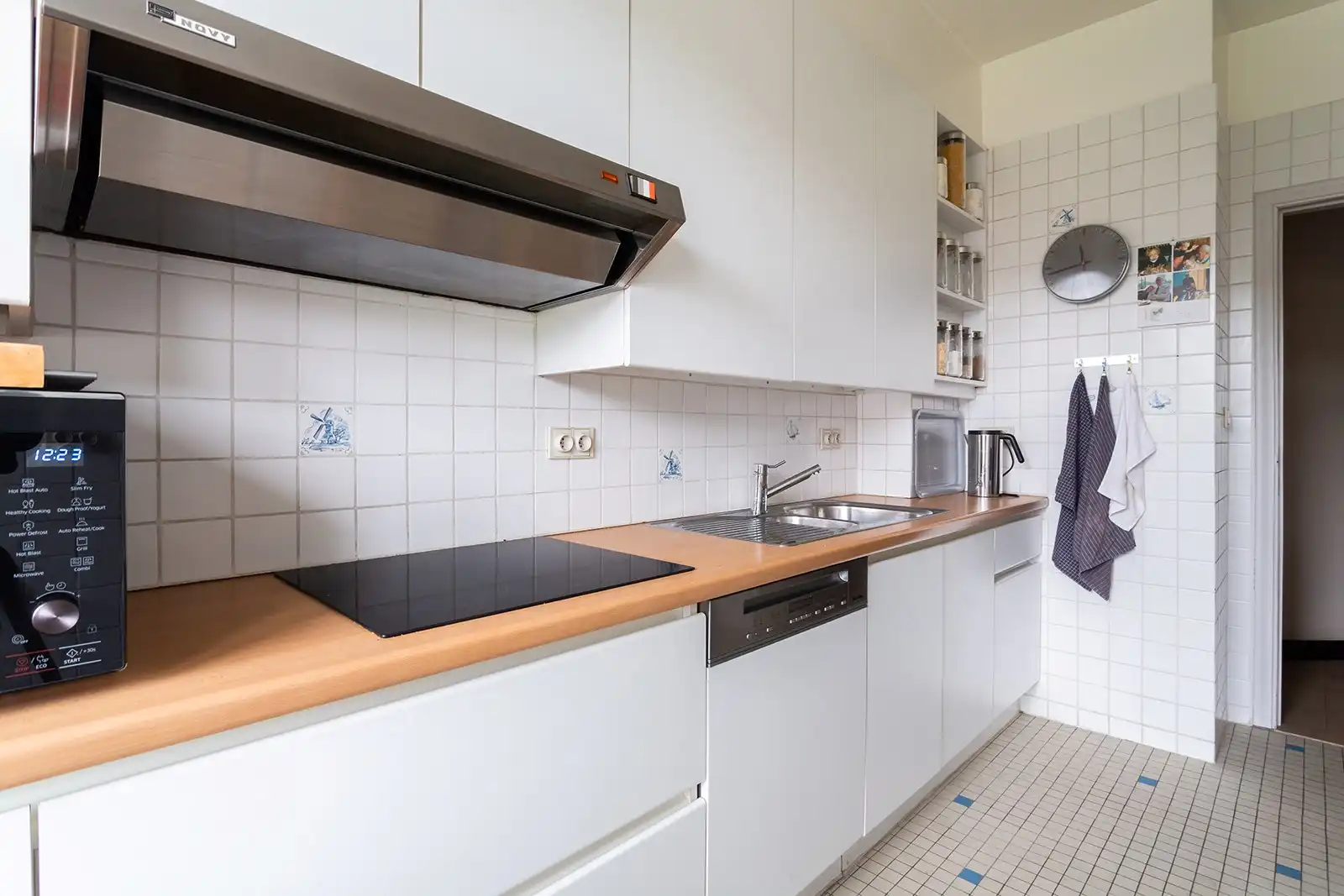 Ruim 2-slpk appartement met prachtig uitzicht foto 10