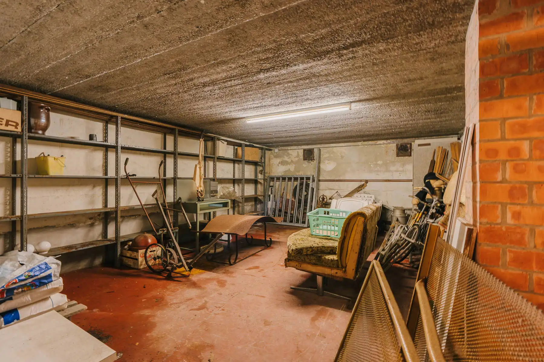 Prachtige renovatiewoning met zeldzame groene ligging foto 32