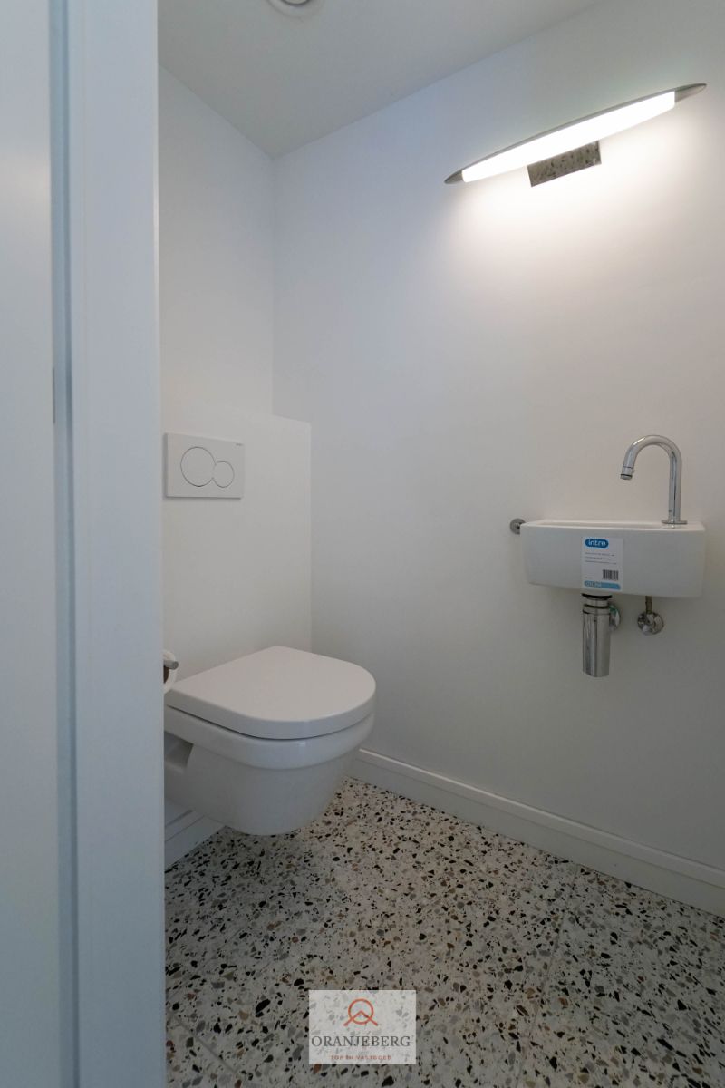Moderne kantoorruimte (70m²) te huur in Nazareth aan N60 foto 8
