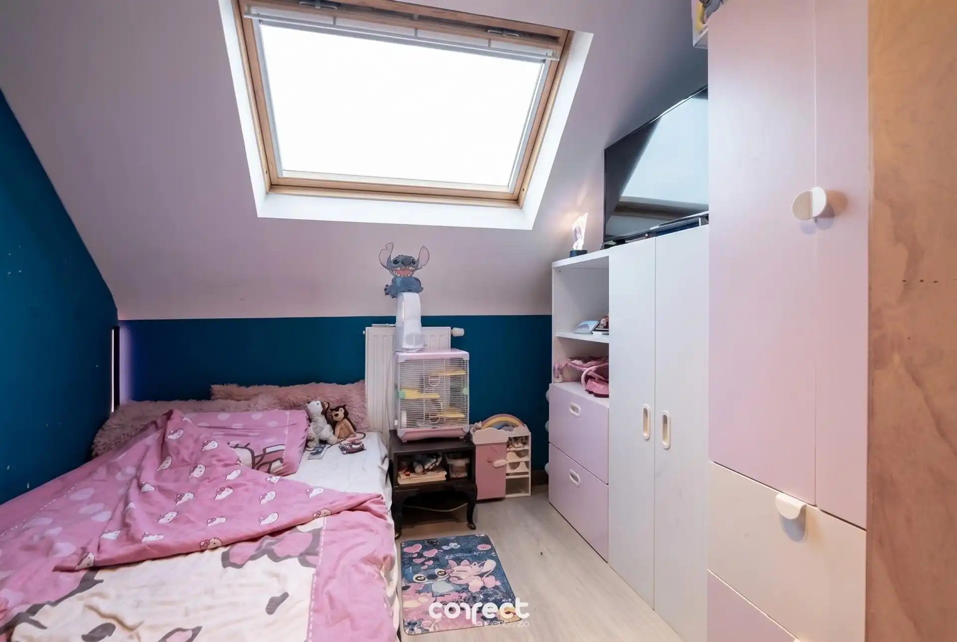 Centraal gelegen instapklaar dakappartement met 2 slaapkamers met mog. tot aankoop van ruime garage. foto 8
