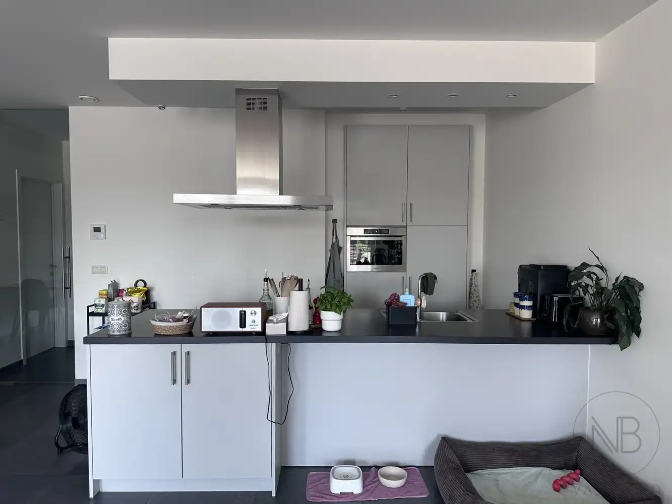 Ruim appartement met twee slaapkamers en autostaanplaats in Genk foto 5