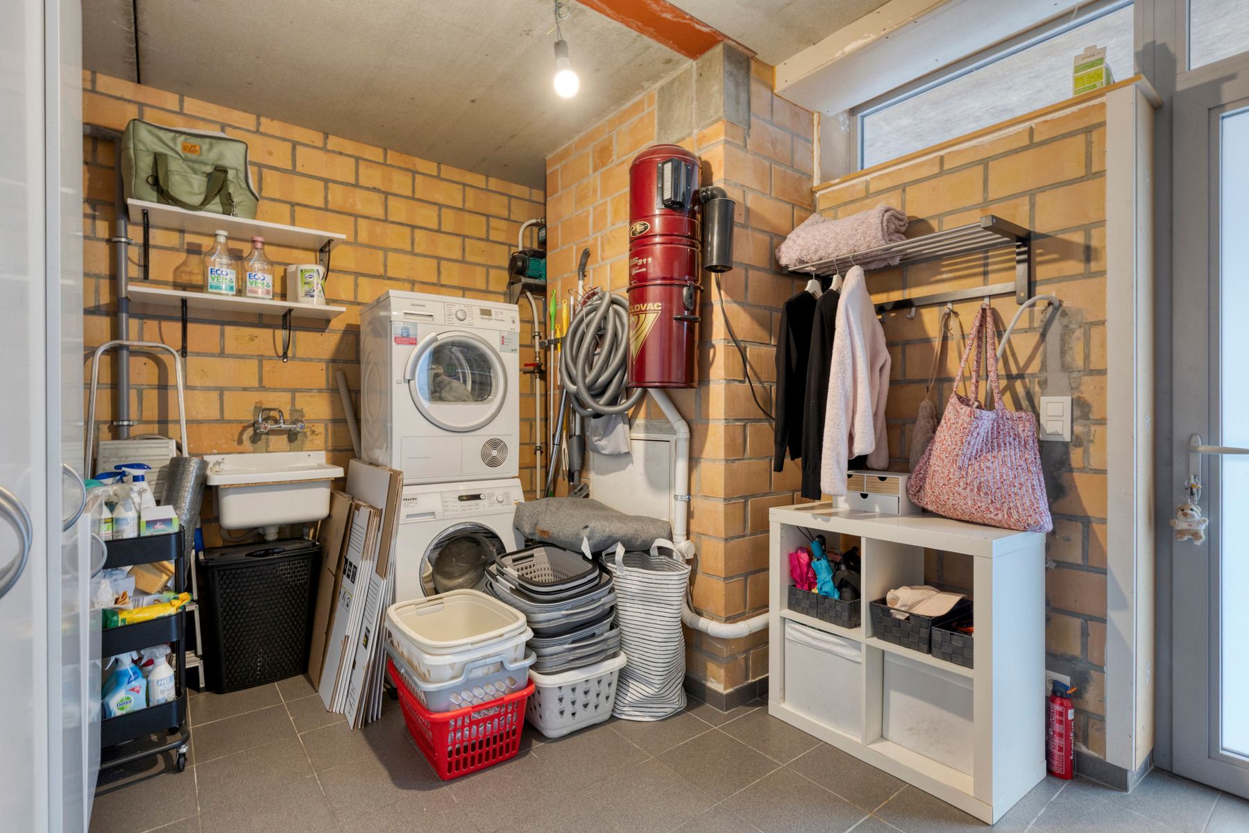 Ruime en instapklare 3-gevelwoning met zonnige tuin foto 12