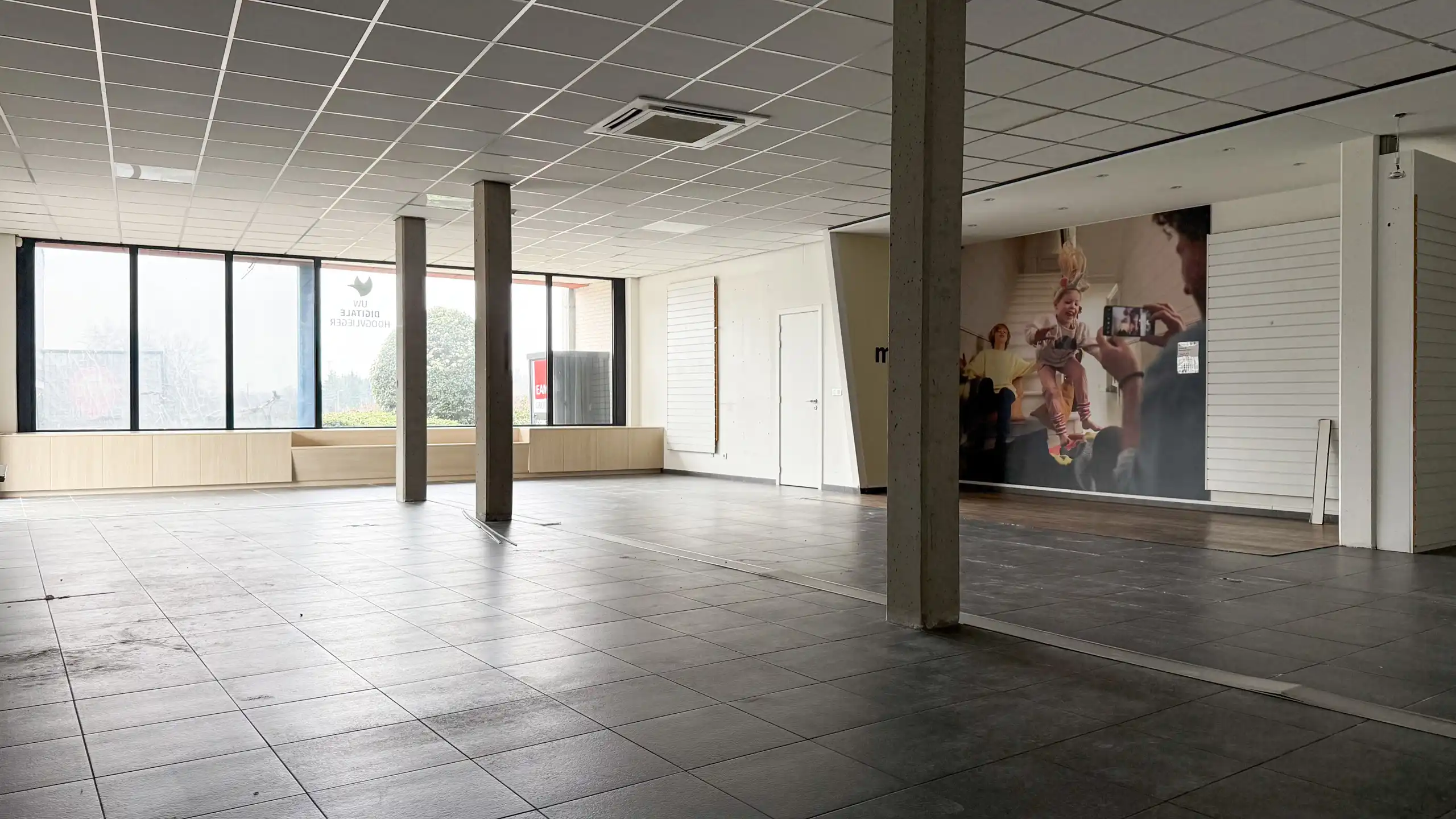 Commercieel handelspand op toplocatie met 444m² opp! foto 17