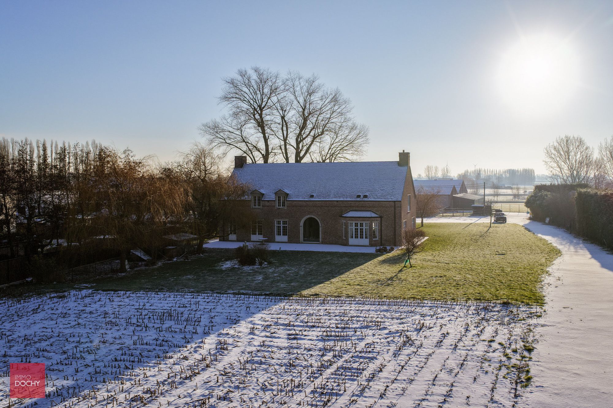 Ruime villa met veel mogelijkheden foto 6